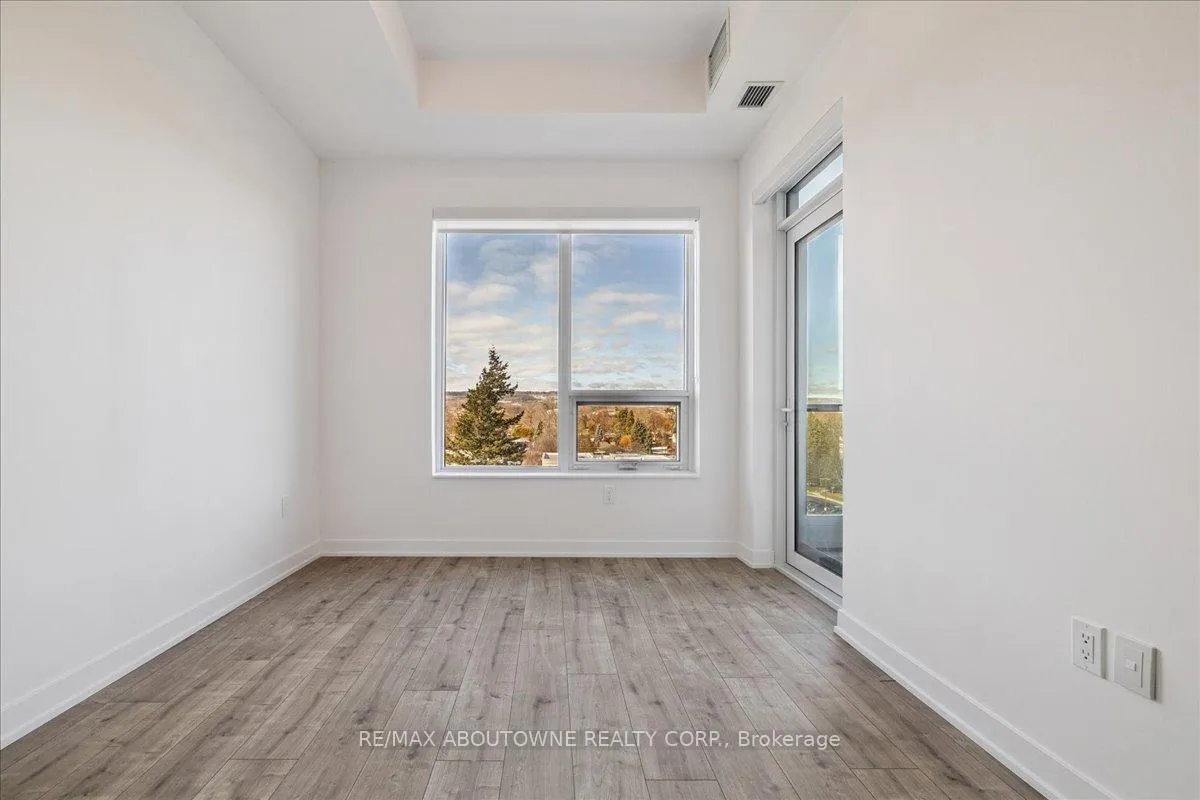 Photo 16 of Unit 612, 500 Plains Road E, Burlington, LaSalle — HOMEH