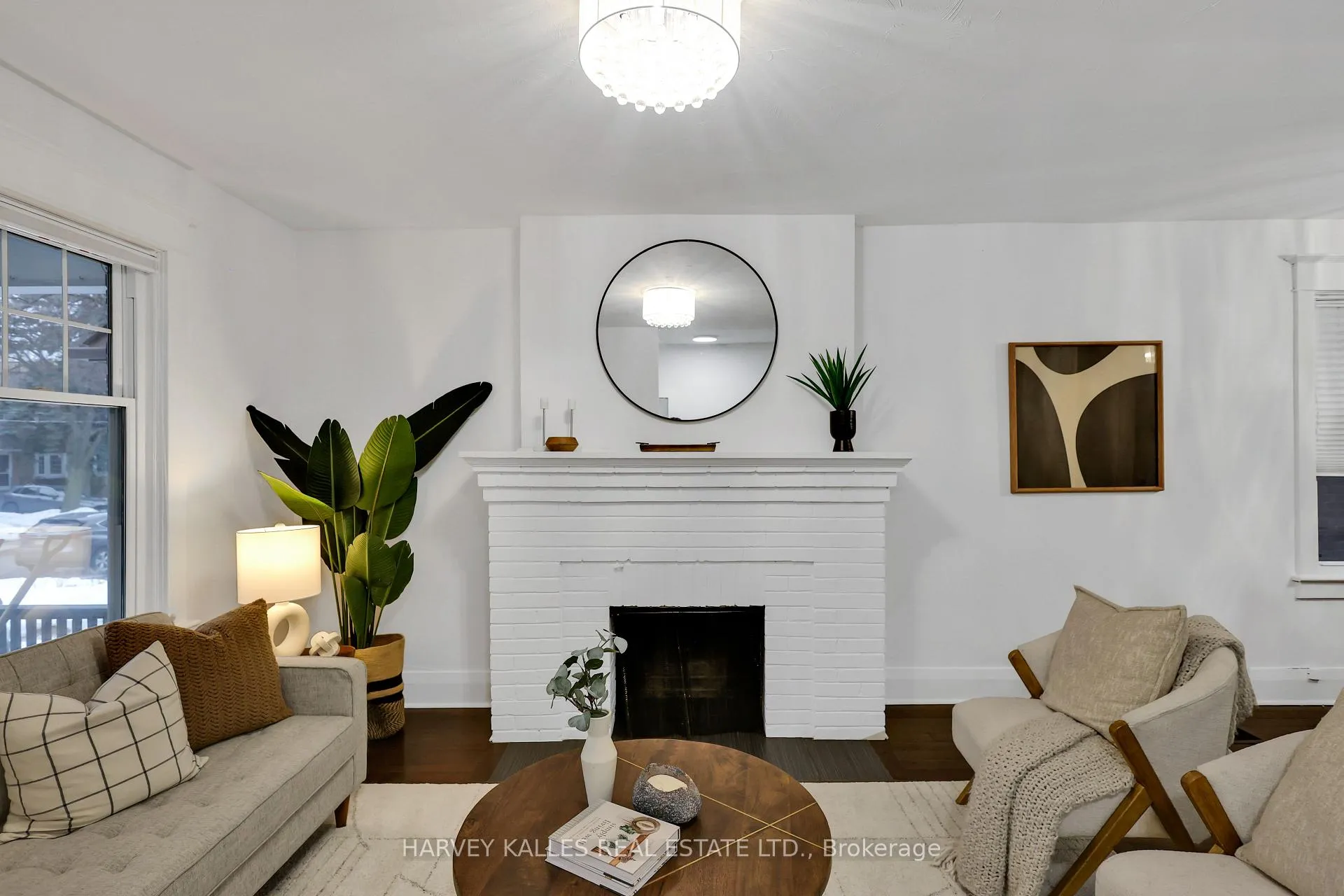 Photo 6 of 318 Forman Avenue, Toronto, Mount Pleasant East — HOMEH