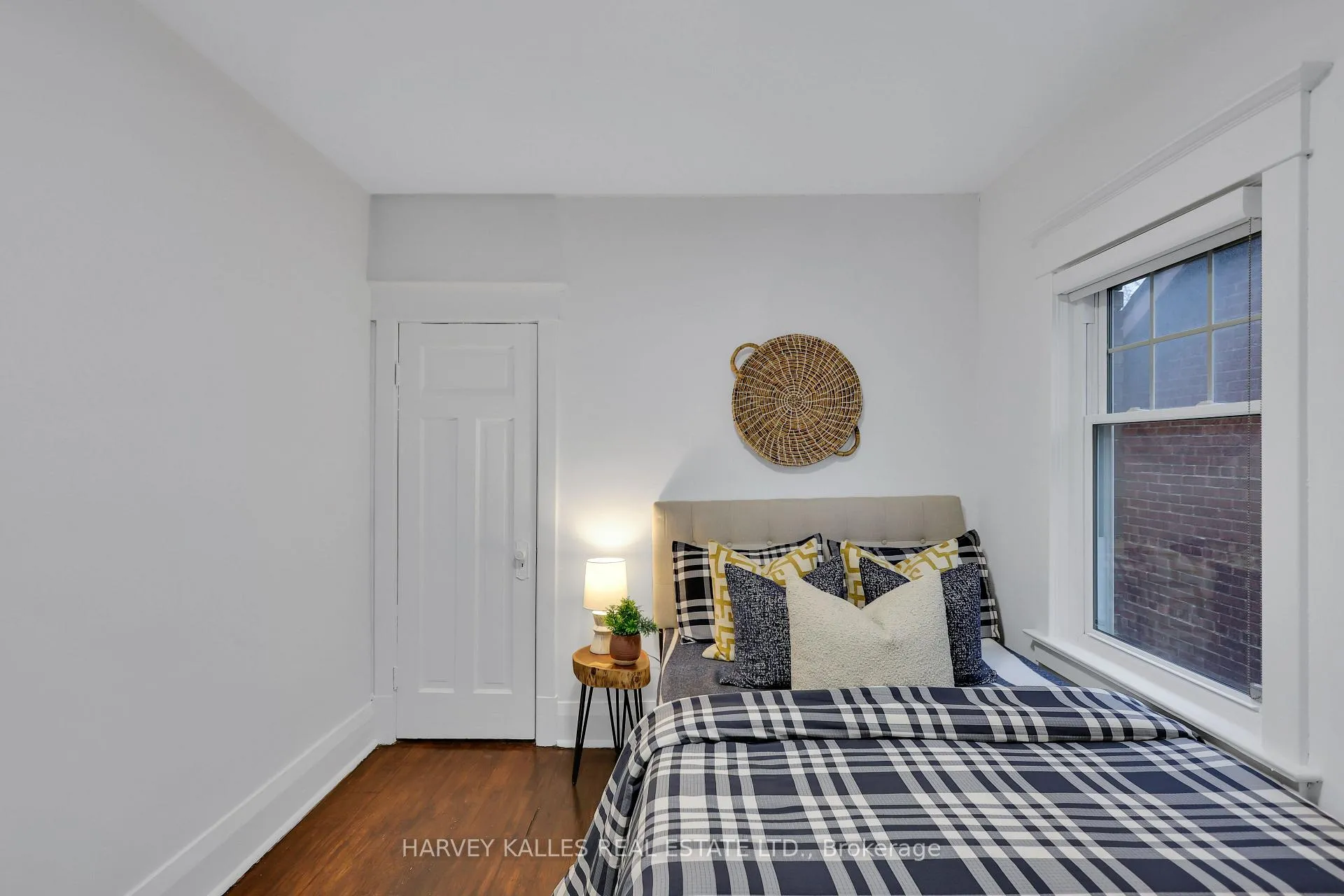 Photo 32 of 318 Forman Avenue, Toronto, Mount Pleasant East — HOMEH