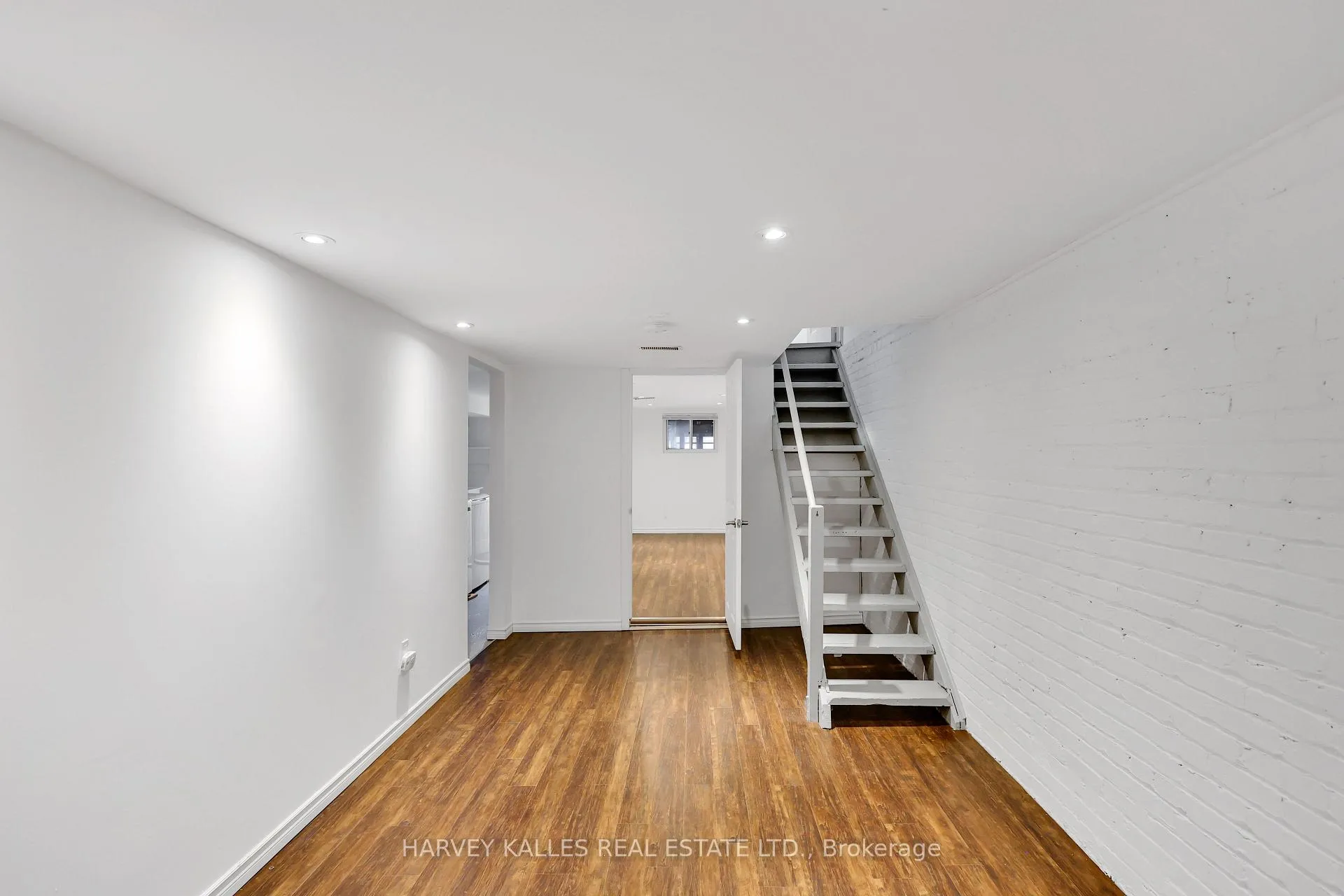 Photo 39 of 318 Forman Avenue, Toronto, Mount Pleasant East — HOMEH