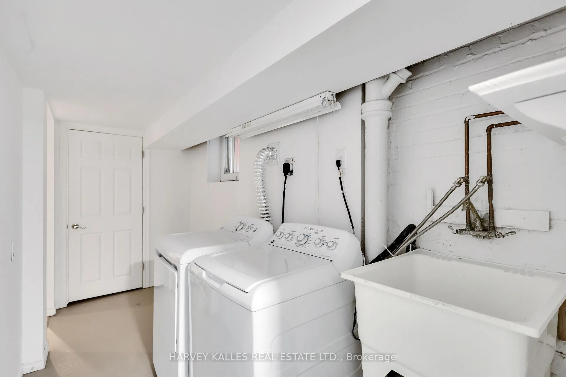 Photo 43 of 318 Forman Avenue, Toronto, Mount Pleasant East — HOMEH