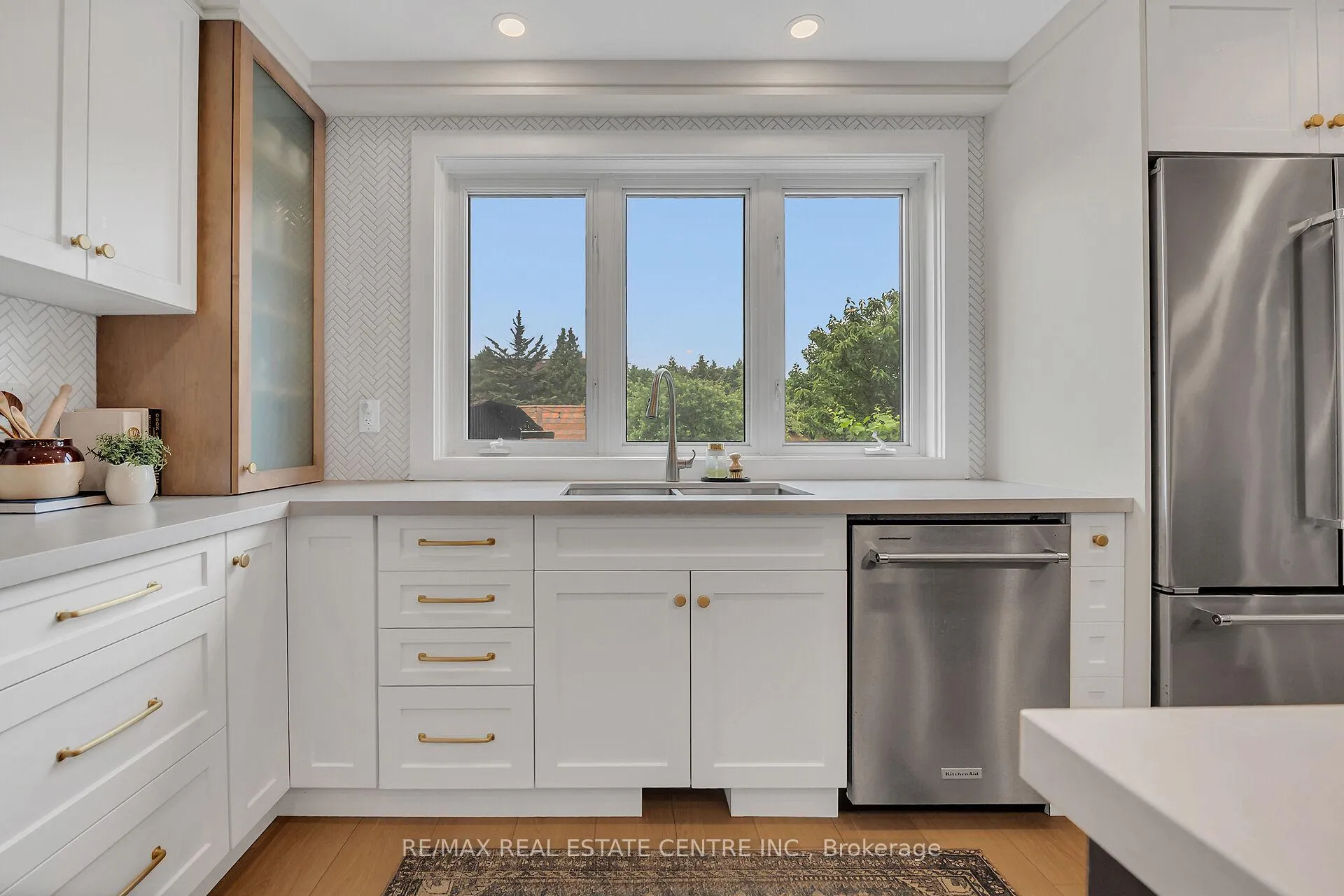 Photo 9 of 217 Jones Road, Hamilton, Stoney Creek — HOMEH