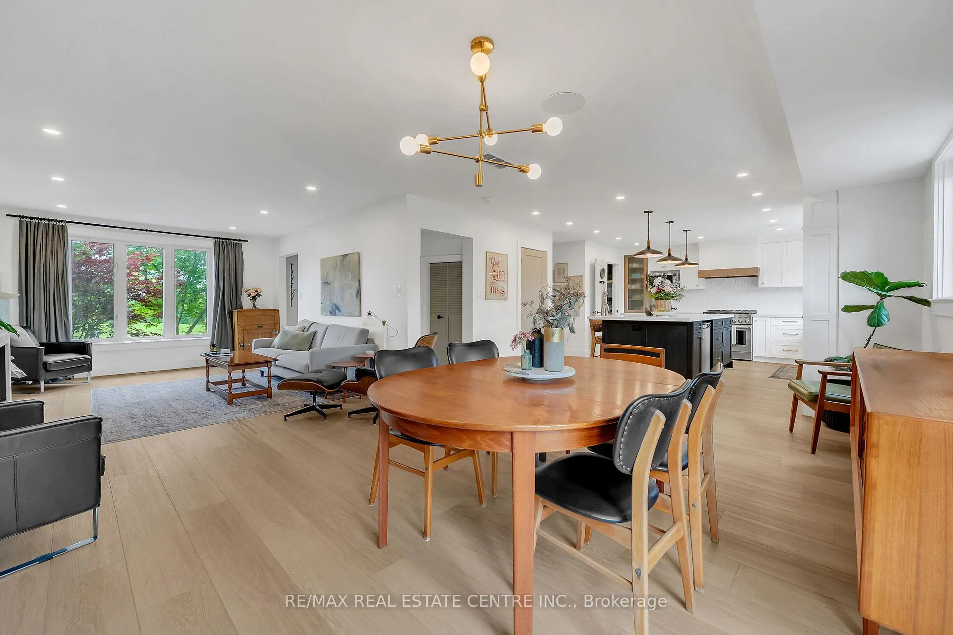 Photo 14 of 217 Jones Road, Hamilton, Stoney Creek — HOMEH