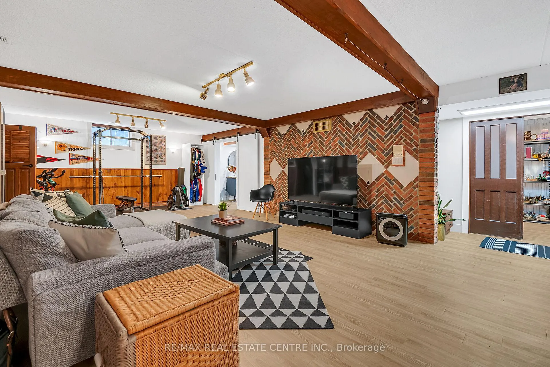 Photo 34 of 217 Jones Road, Hamilton, Stoney Creek — HOMEH