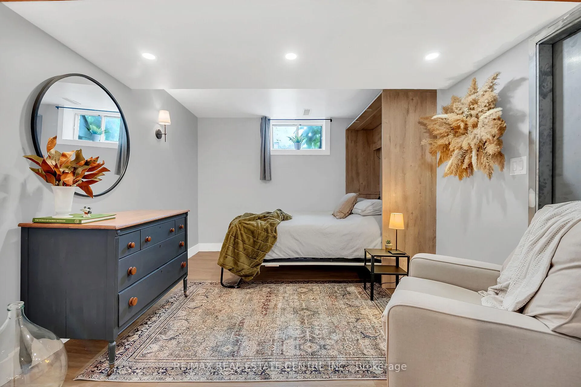 Photo 40 of 217 Jones Road, Hamilton, Stoney Creek — HOMEH