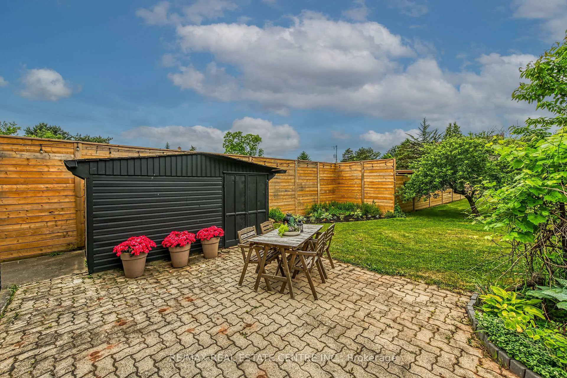 Photo 44 of 217 Jones Road, Hamilton, Stoney Creek — HOMEH