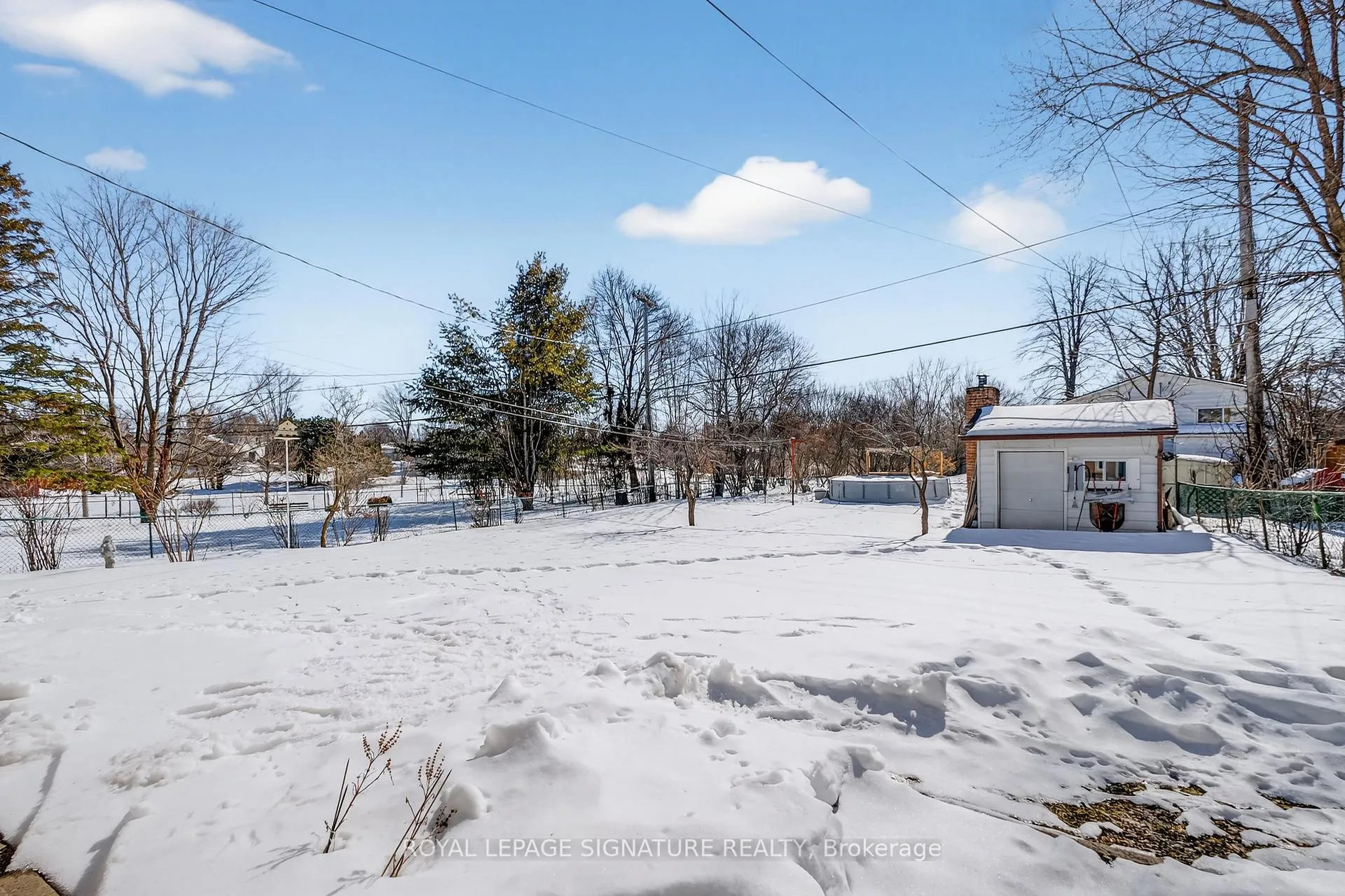 Photo 27 of 897 Pembridge Crescent, Kingston, South of Taylor-Kidd Blvd — HOMEH