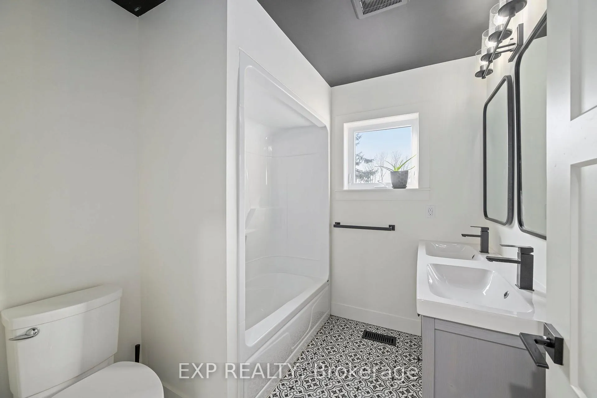 Photo 16 of 164 Nancy Street, Dutton/Dunwich, Dutton — HOMEH