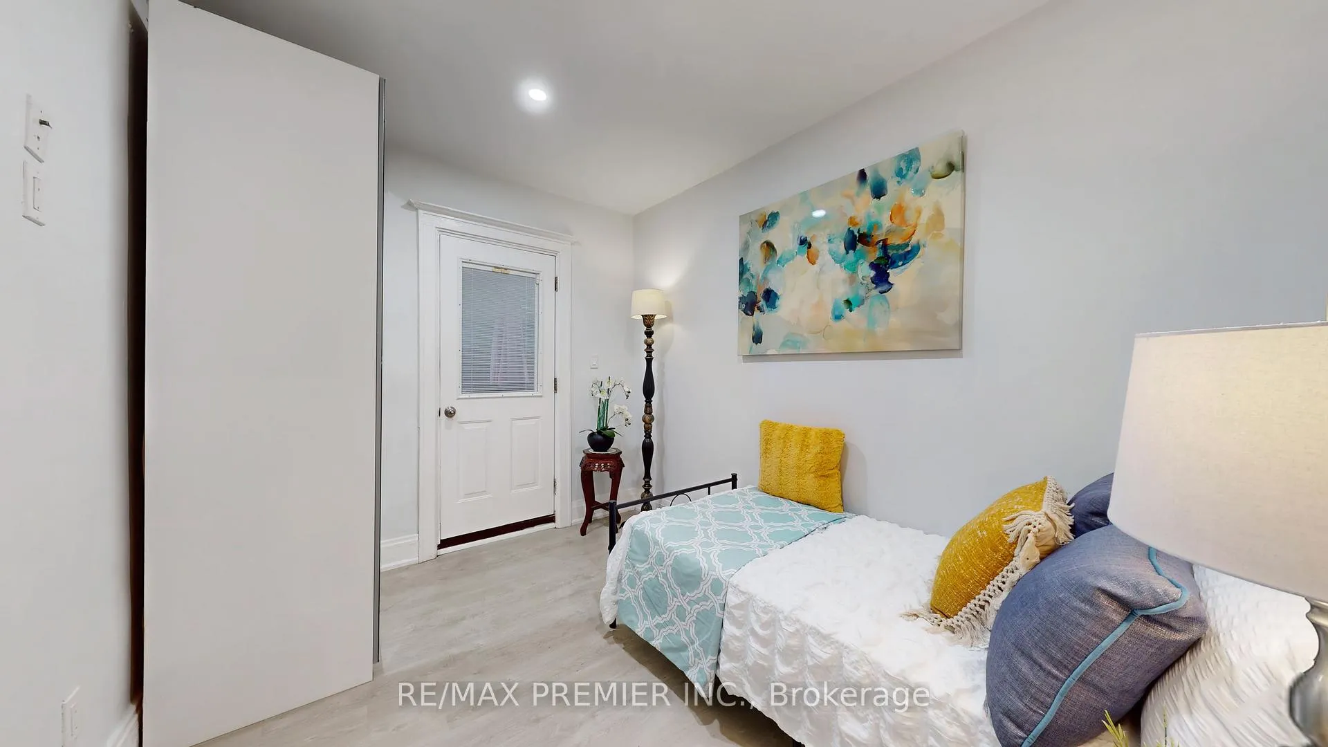 Photo 8 of Unit 201, 454 Gerrard Street E, Toronto, Cabbagetown-South St. James Town — HOMEH