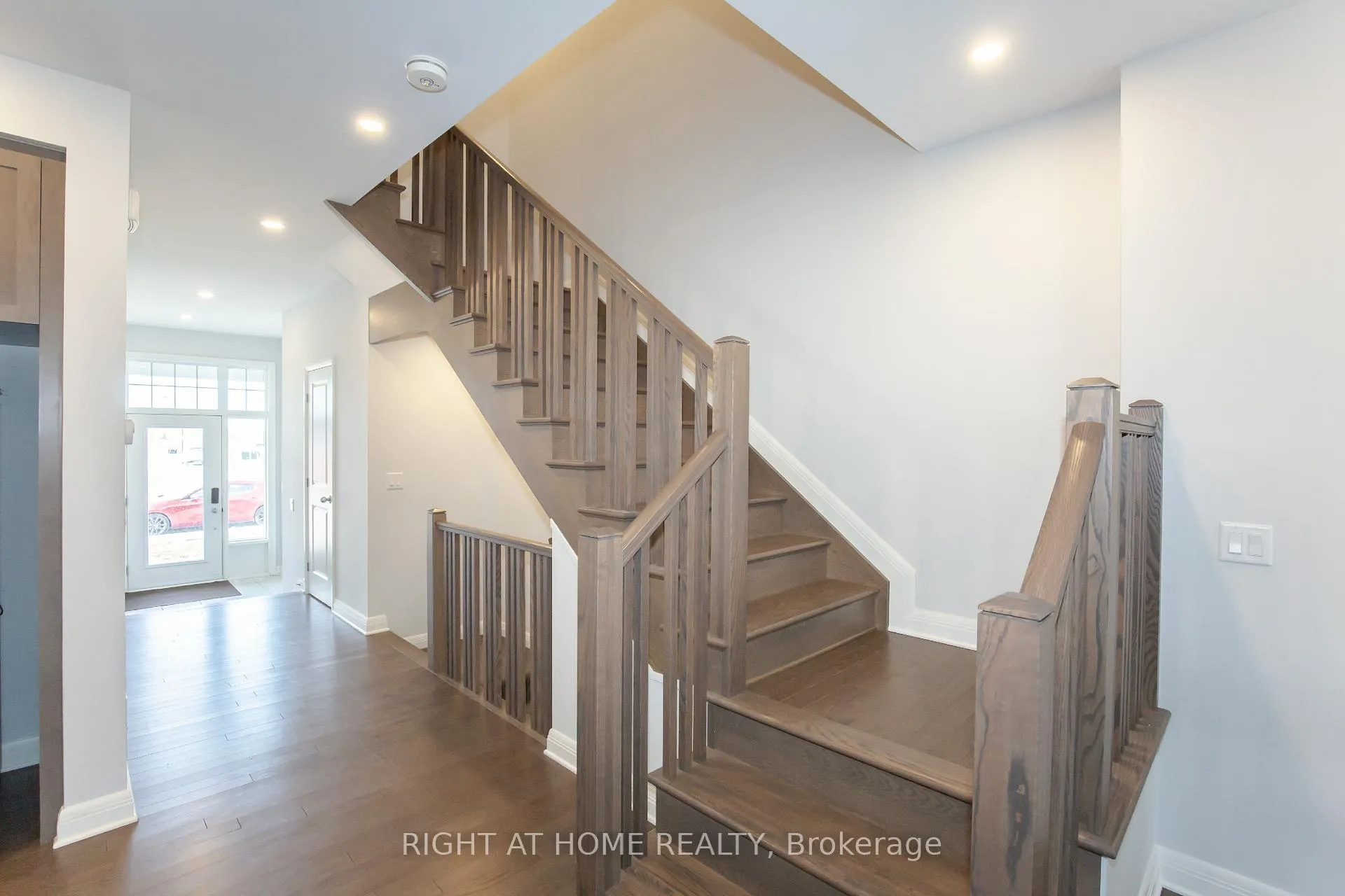 Photo 14 of 521 Hitzlay Terrace, Ottawa, Kanata - Kanata Lakes/Heritage Hills — HOMEH