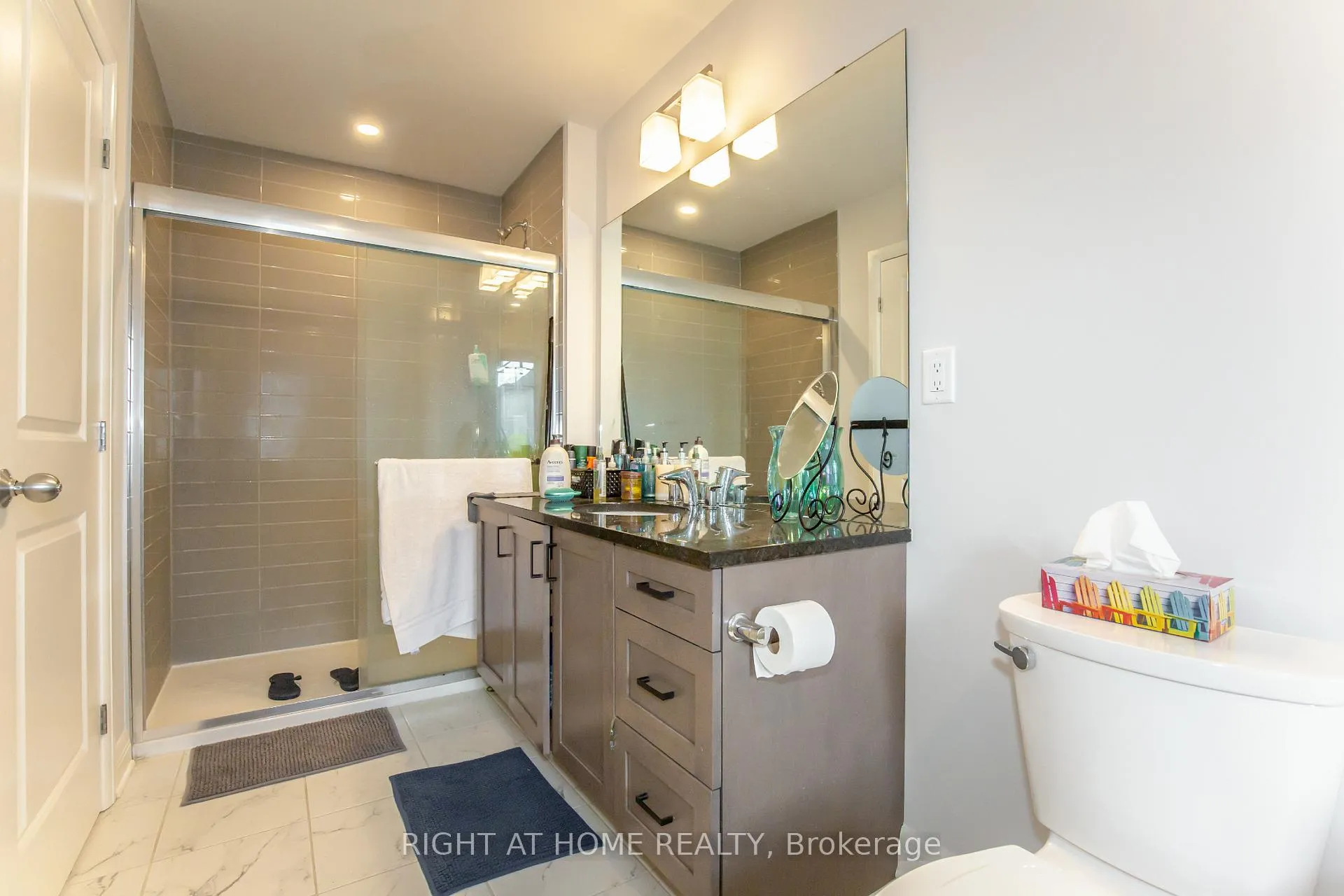 Photo 18 of 521 Hitzlay Terrace, Ottawa, Kanata - Kanata Lakes/Heritage Hills — HOMEH