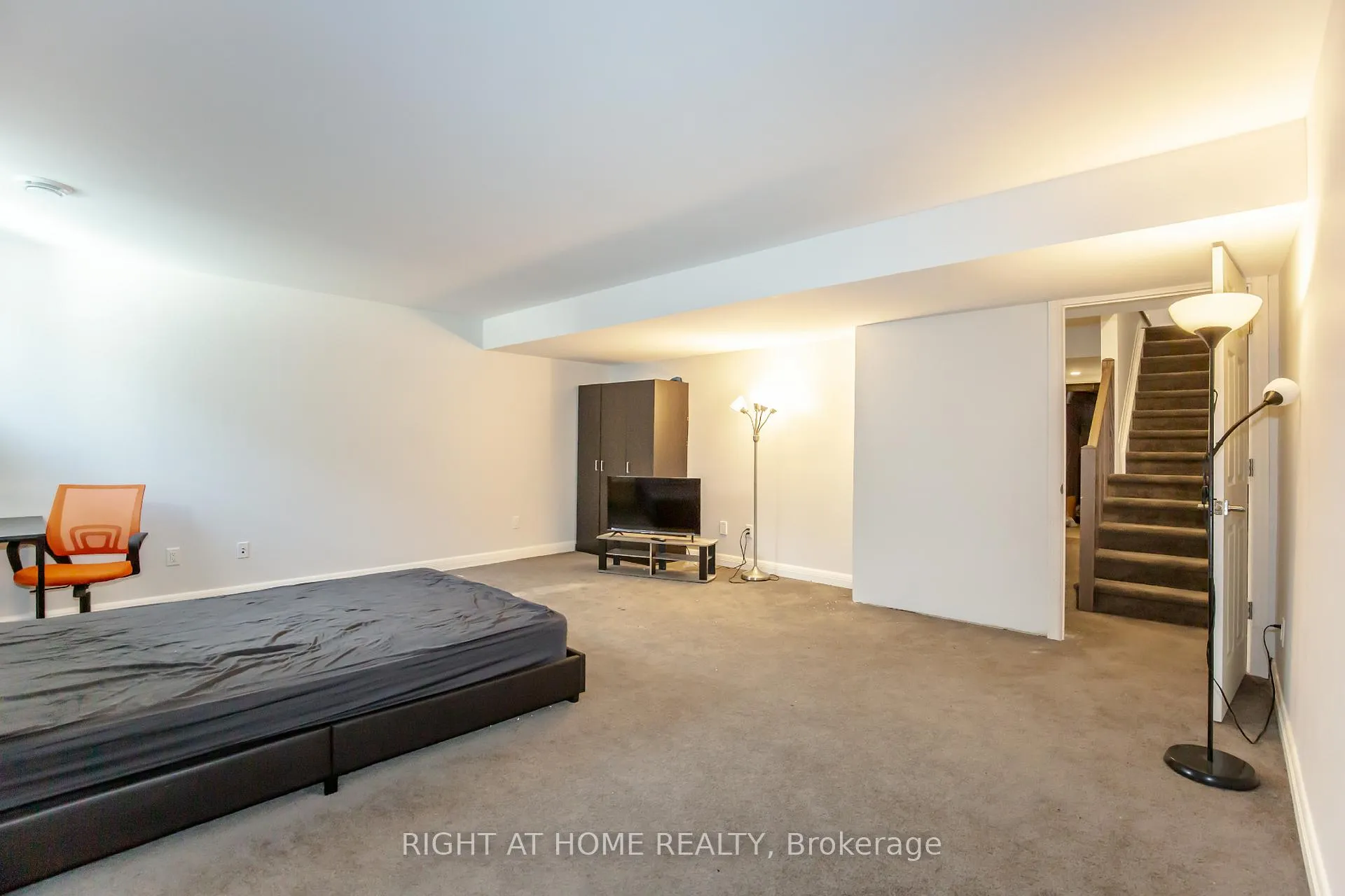 Photo 27 of 521 Hitzlay Terrace, Ottawa, Kanata - Kanata Lakes/Heritage Hills — HOMEH