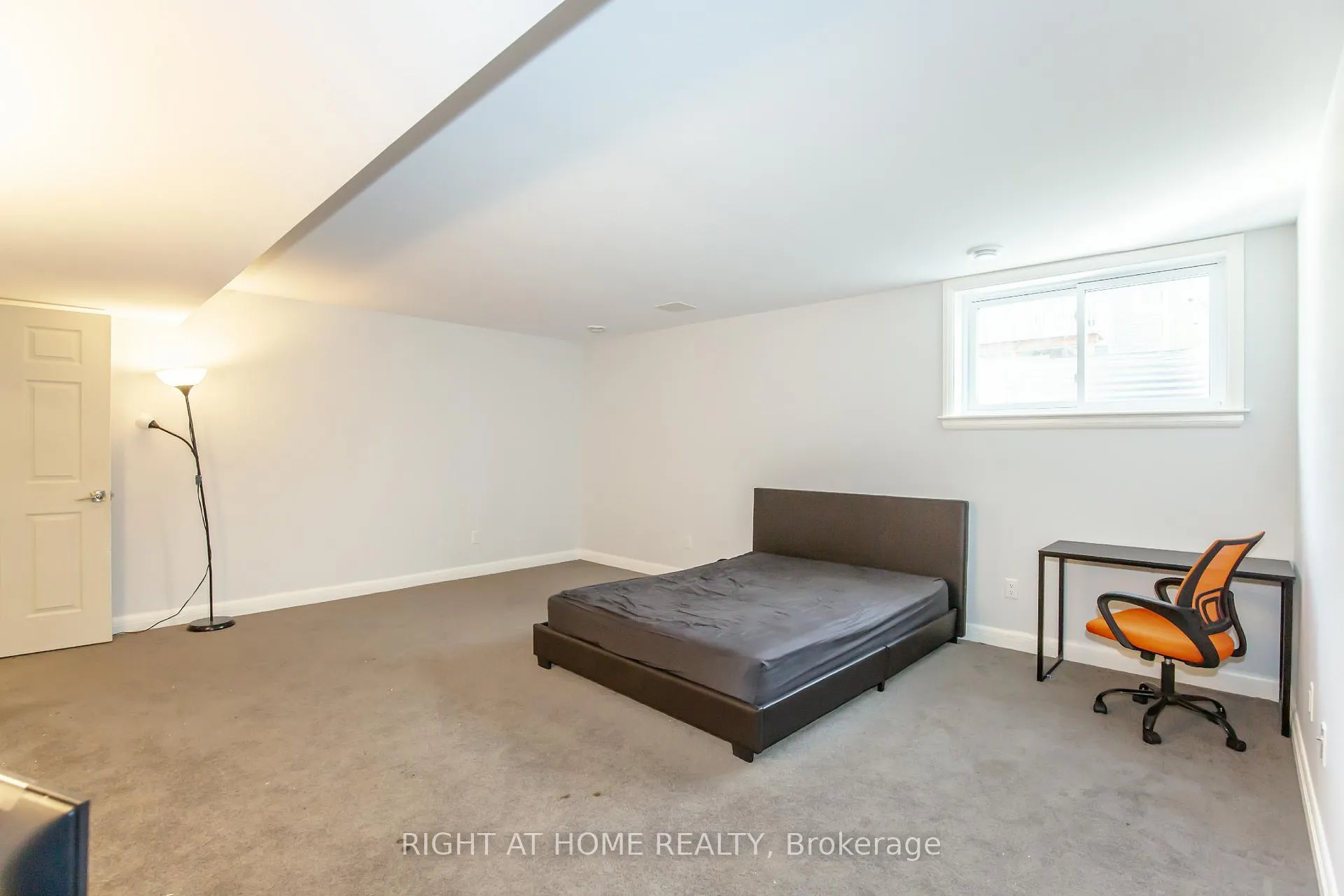 Photo 28 of 521 Hitzlay Terrace, Ottawa, Kanata - Kanata Lakes/Heritage Hills — HOMEH