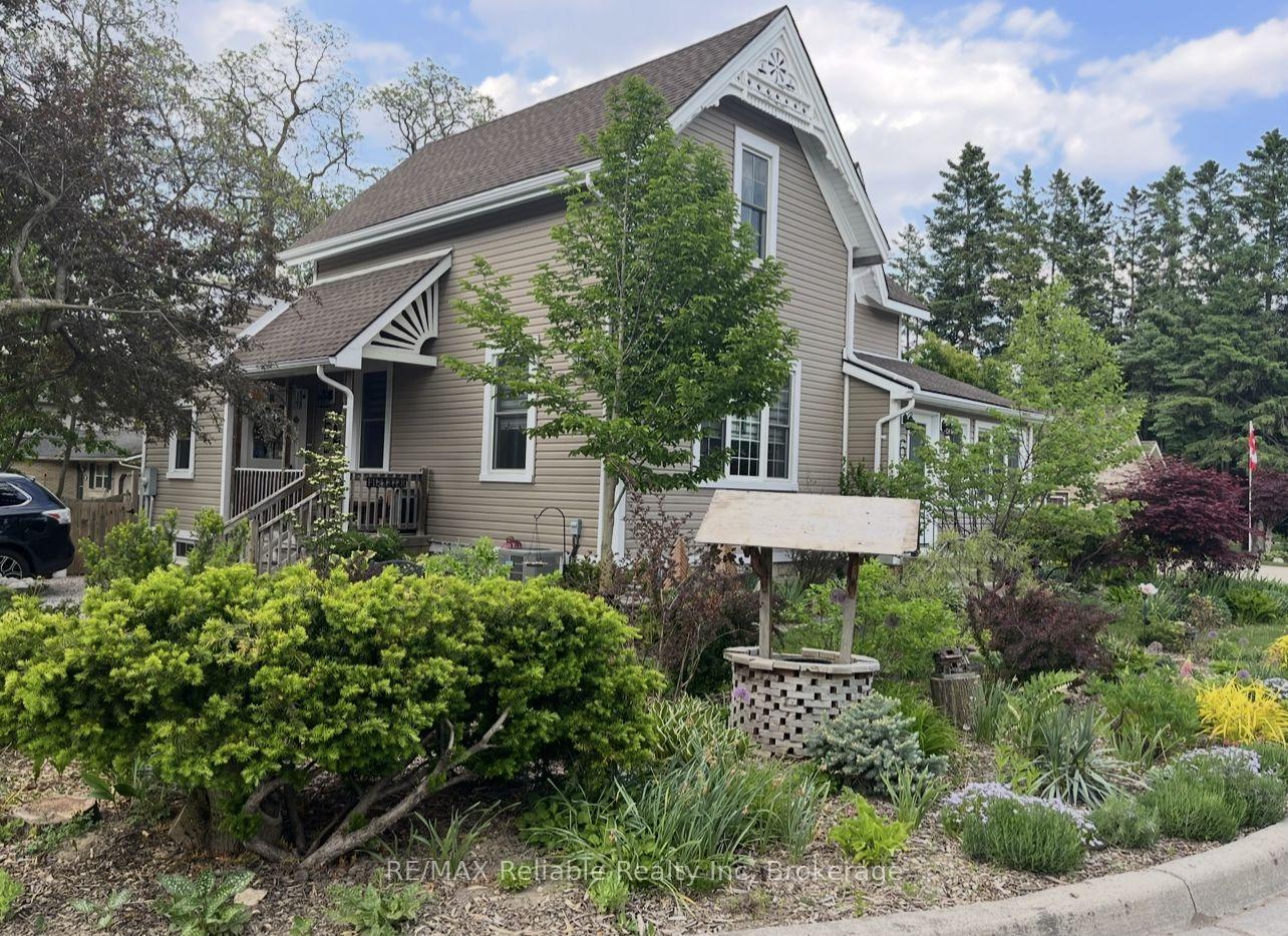 Photo 2 of 60 Centre Street, Huron East, Seaforth — HOMEH