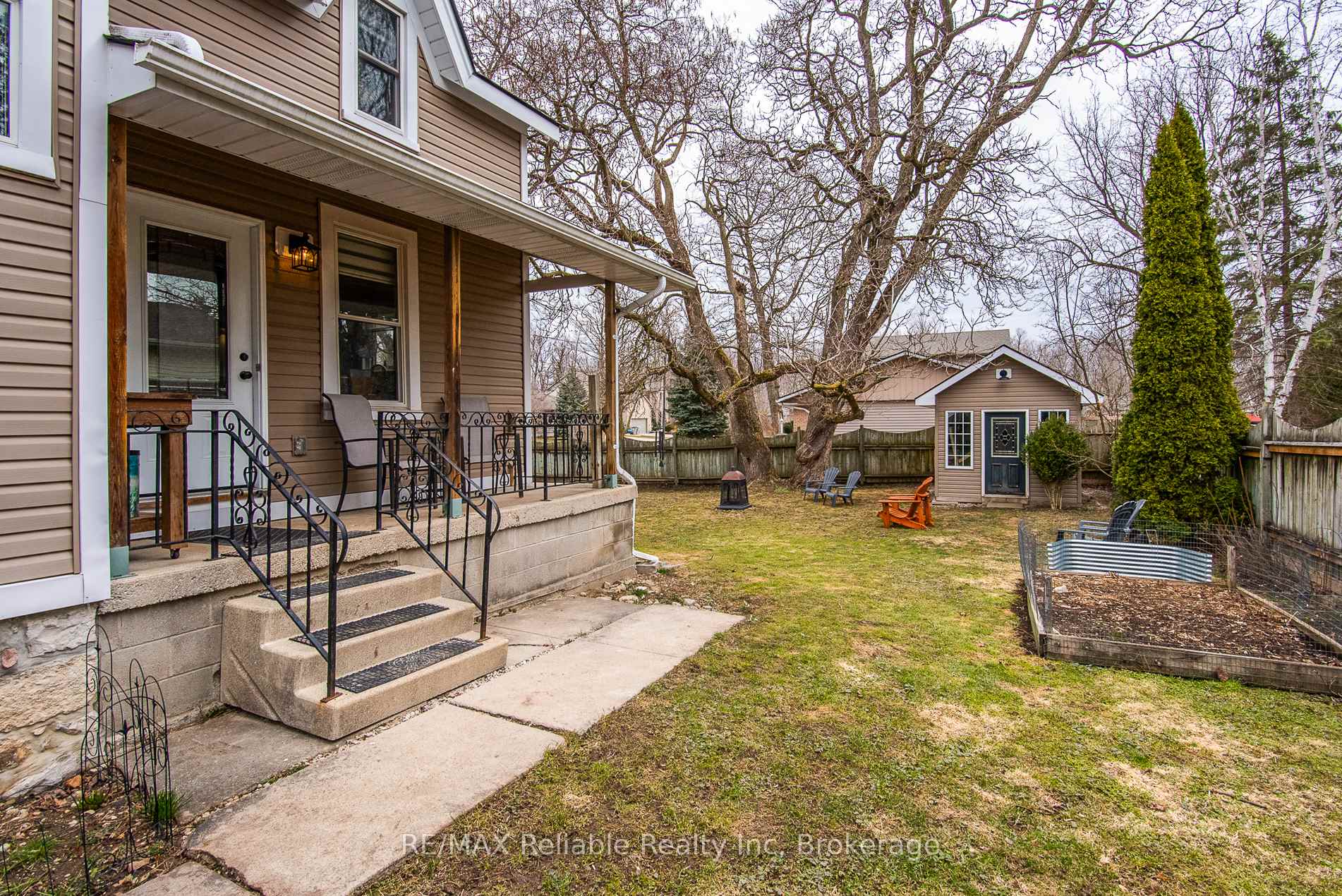 Photo 46 of 60 Centre Street, Huron East, Seaforth — HOMEH