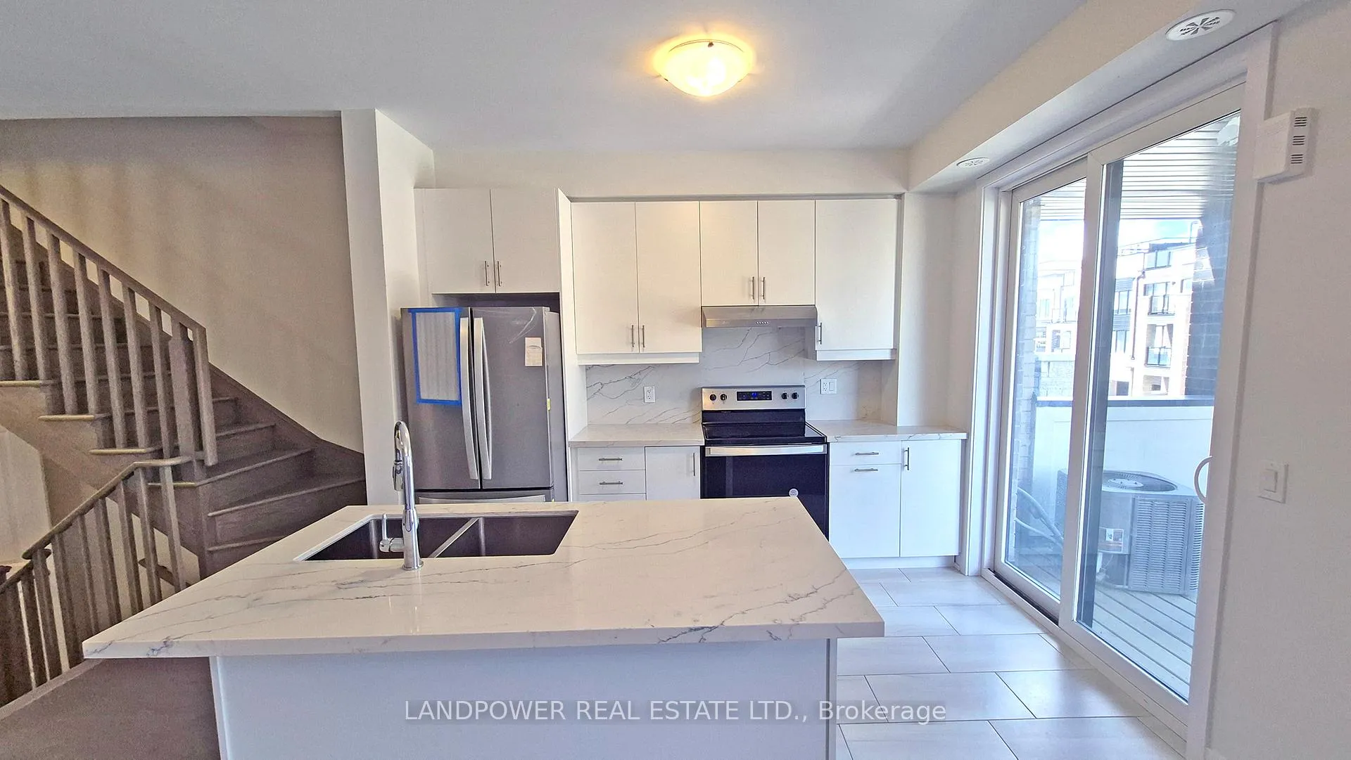 Photo 12 of 21 Gilbert Wright Avenue, Markham, Angus Glen — HOMEH
