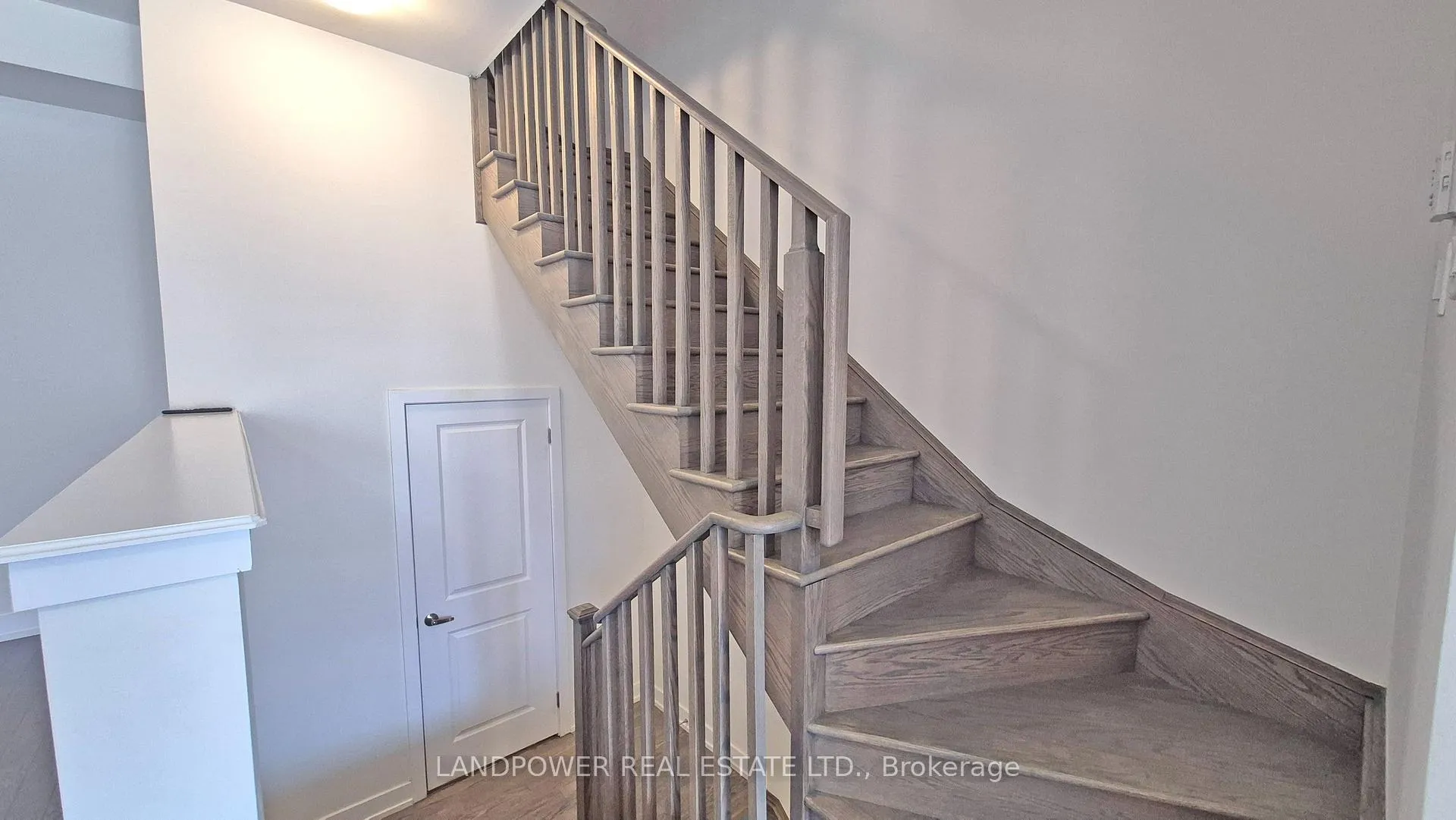 Photo 15 of 21 Gilbert Wright Avenue, Markham, Angus Glen — HOMEH