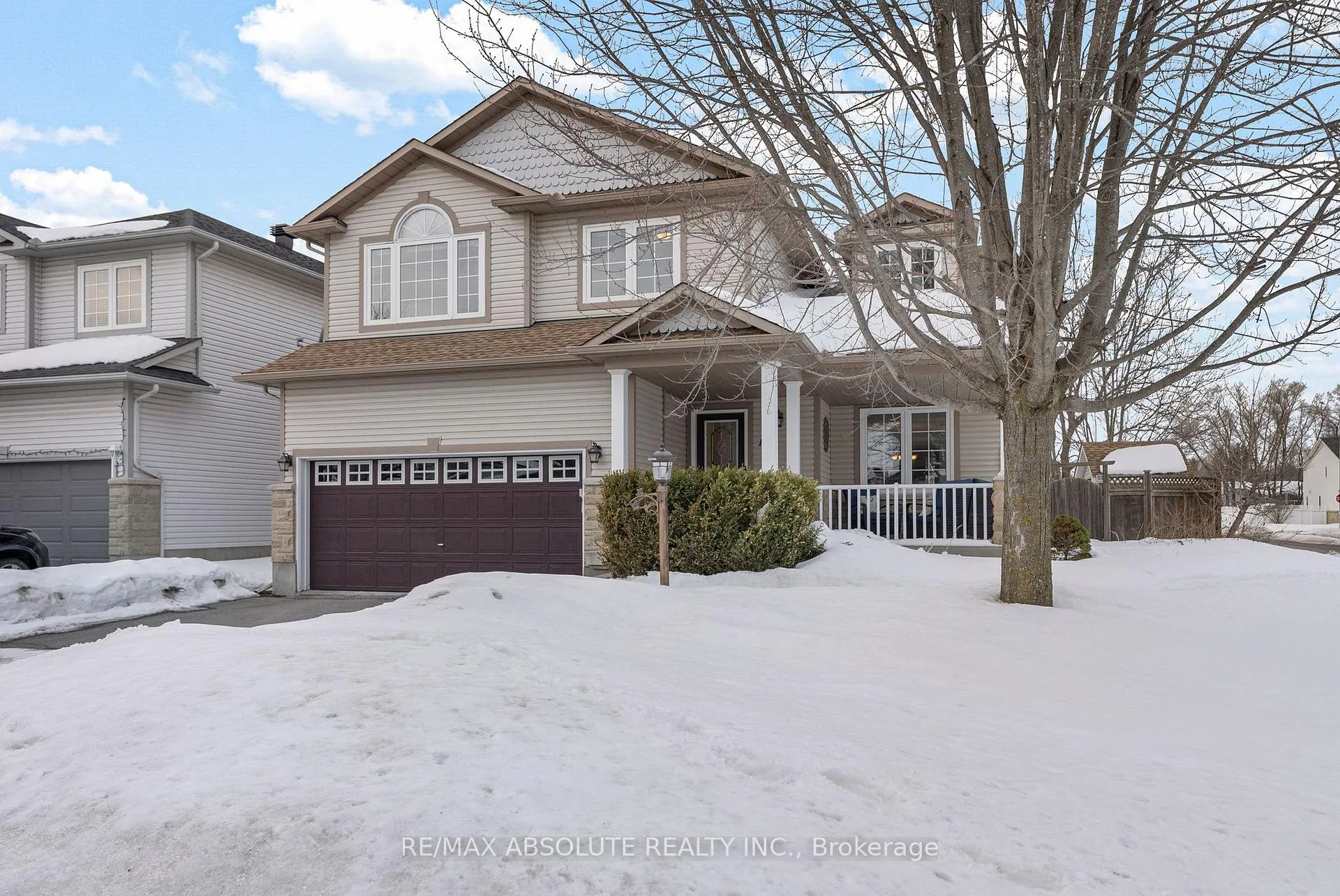 Photo 1 of 115 Arrowwood Drive, Ottawa, Stittsville (South) — HOMEH