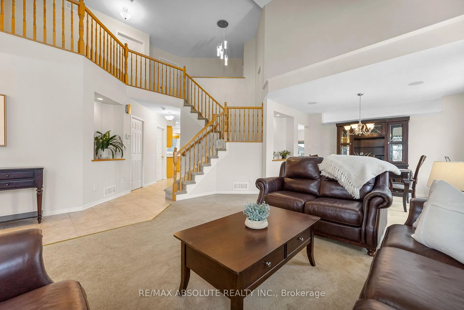 Photo 7 of 115 Arrowwood Drive, Ottawa, Stittsville (South) — HOMEH