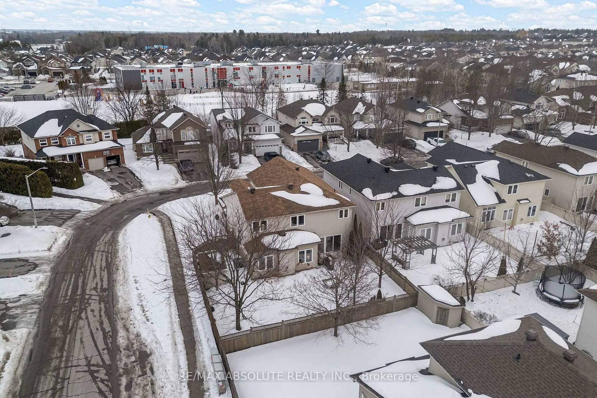 Photo 24 of 115 Arrowwood Drive, Ottawa, Stittsville (South) — HOMEH