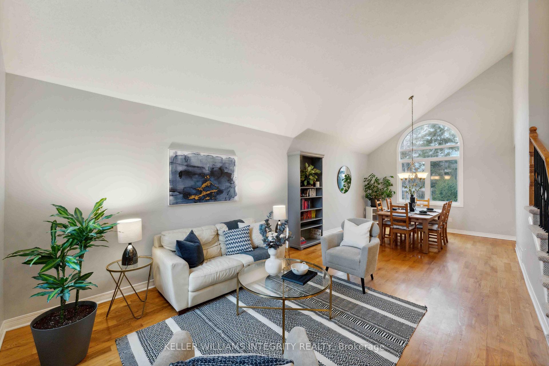 Photo 4 of 21 Upwood Street, Ottawa, Hunt Club Park/Greenboro — HOMEH