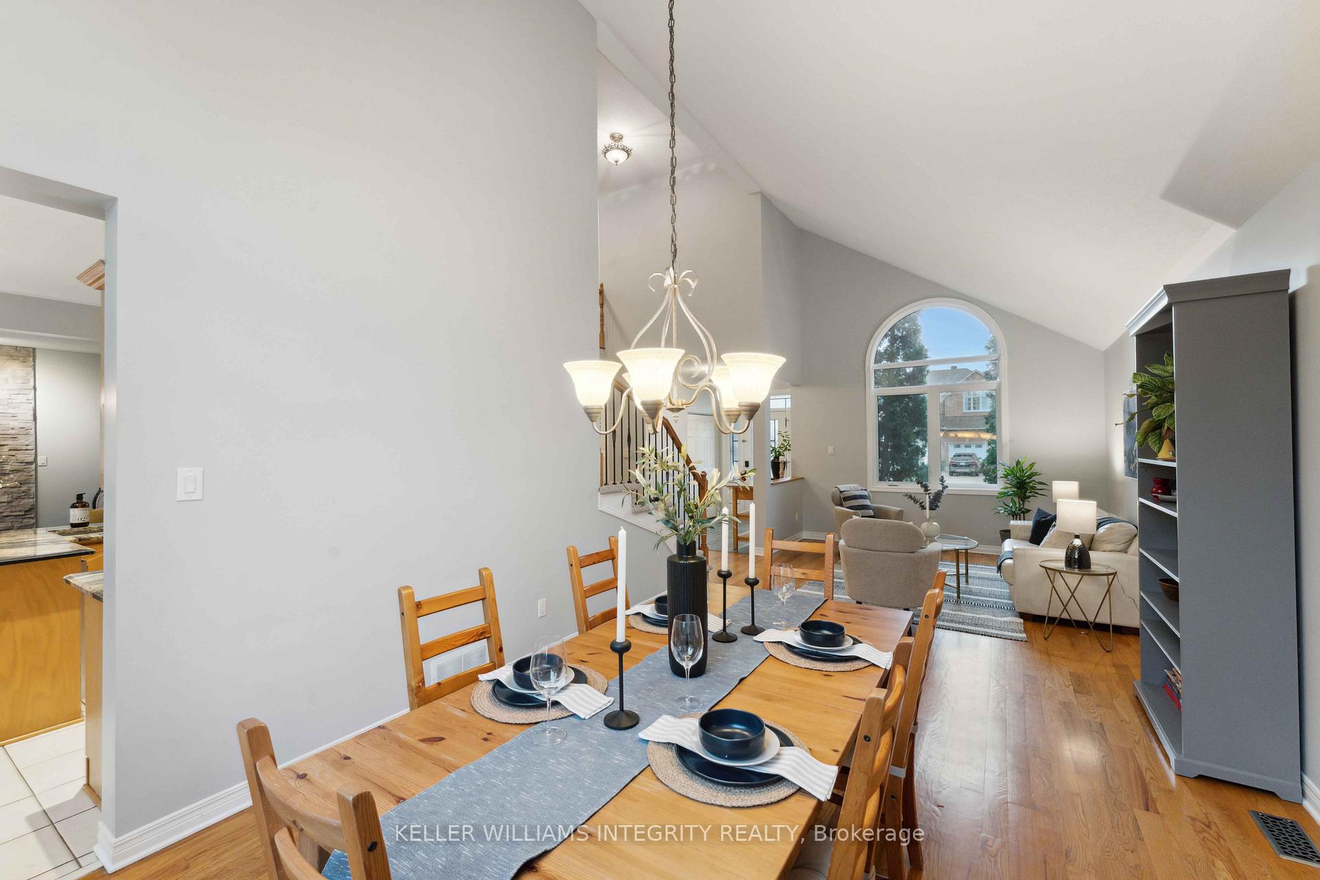 Photo 6 of 21 Upwood Street, Ottawa, Hunt Club Park/Greenboro — HOMEH