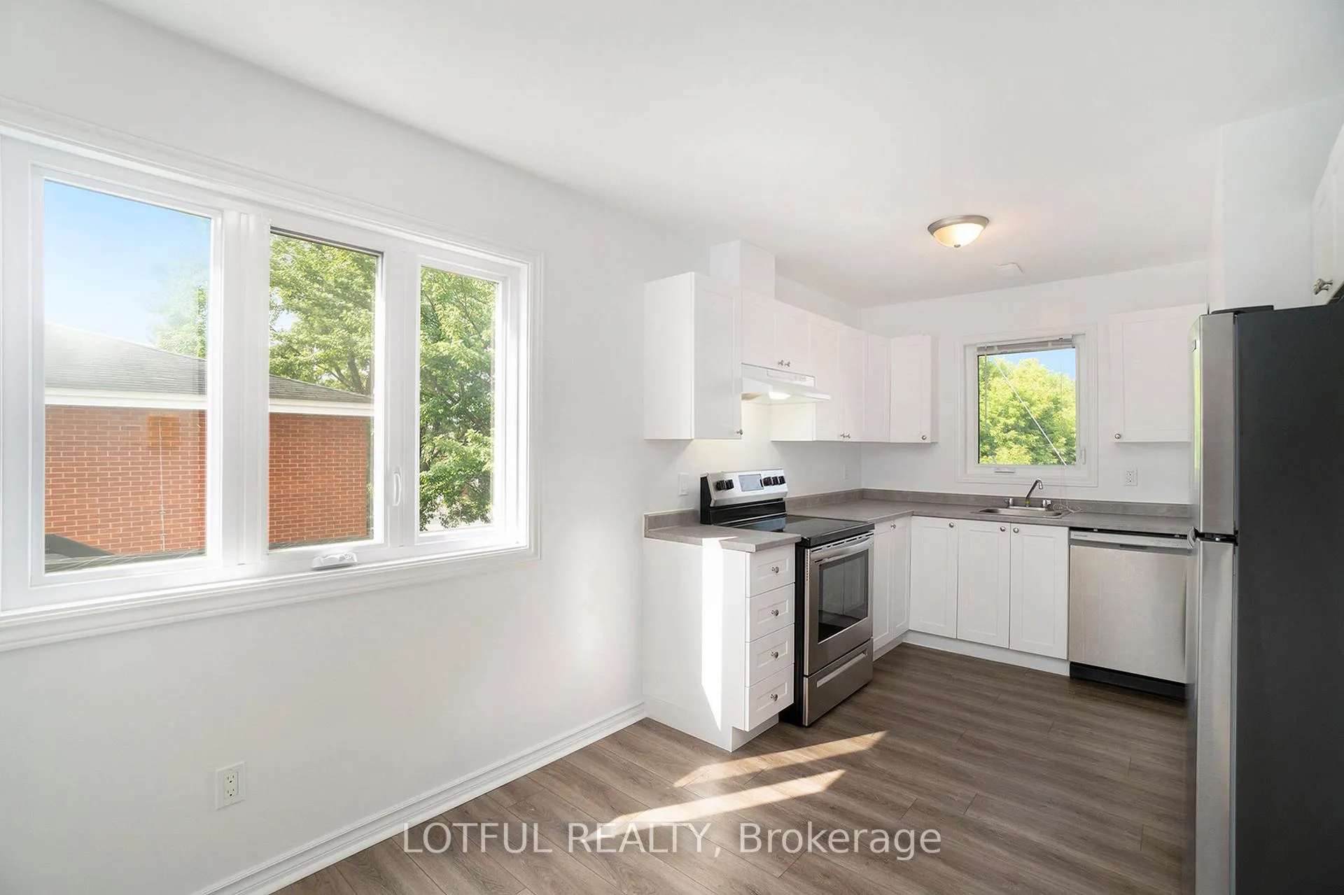 Photo 9 of Unit B, 725 Alesther Street, Ottawa, Overbrook/Castle Heights — HOMEH