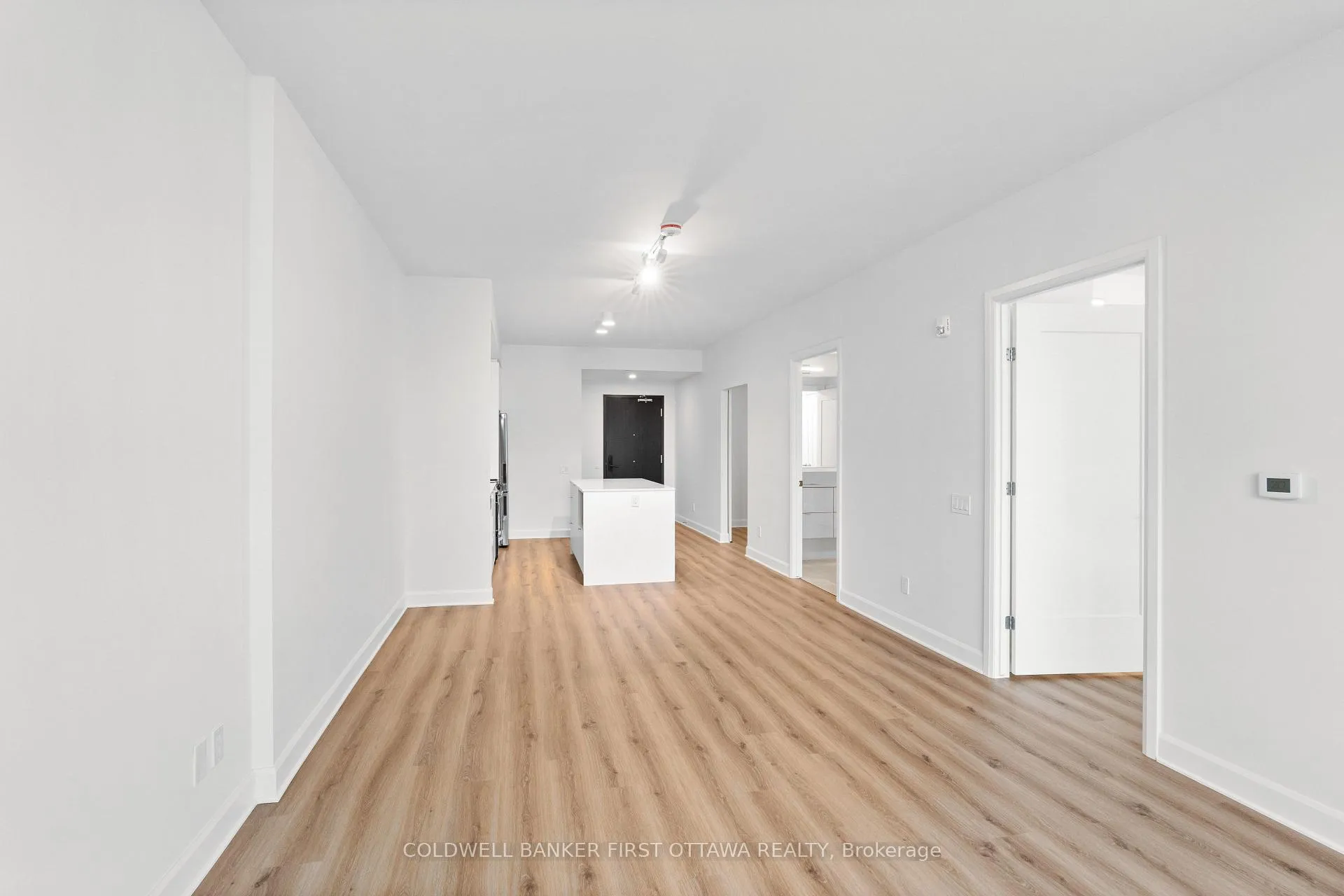 Photo 11 of Unit 401, 115 Echo Drive, Ottawa, Ottawa East — HOMEH