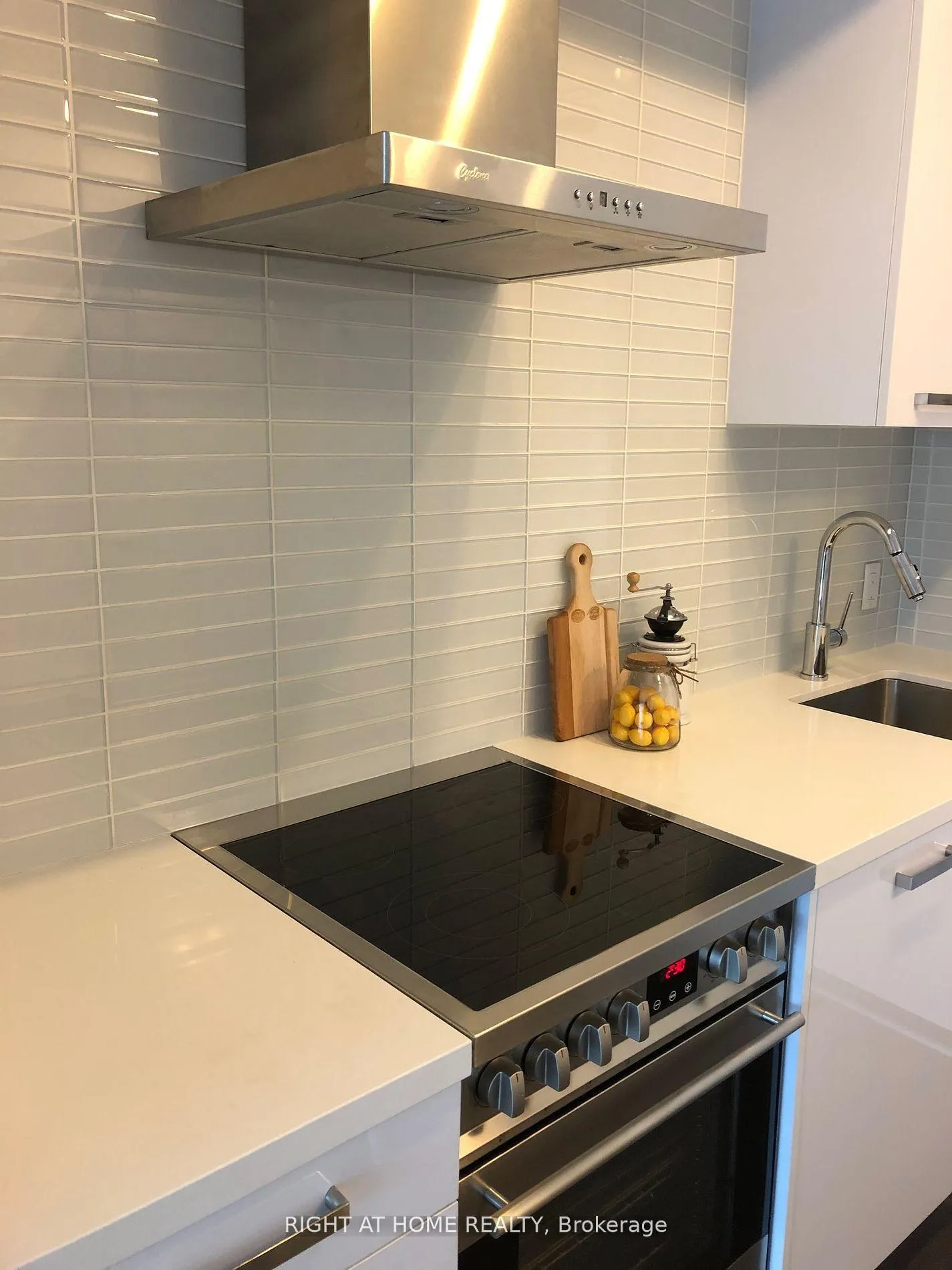 Photo 5 of Unit N306, 455 Front Street E, Toronto, Waterfront Communities — HOMEH