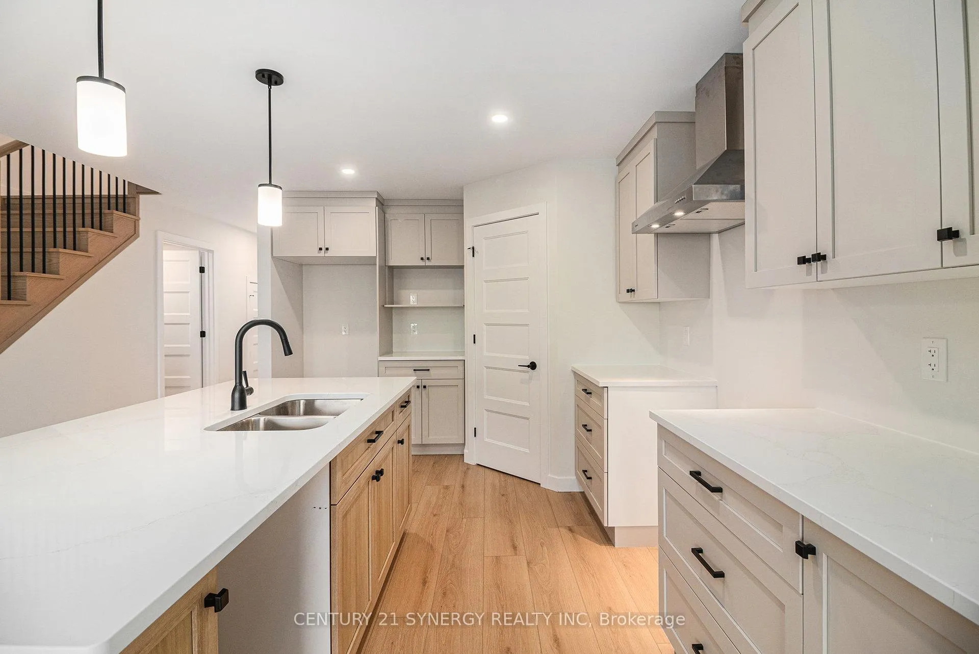 Photo 8 of 33 Helen Street, North Stormont, North Stormont (Finch) Twp — HOMEH