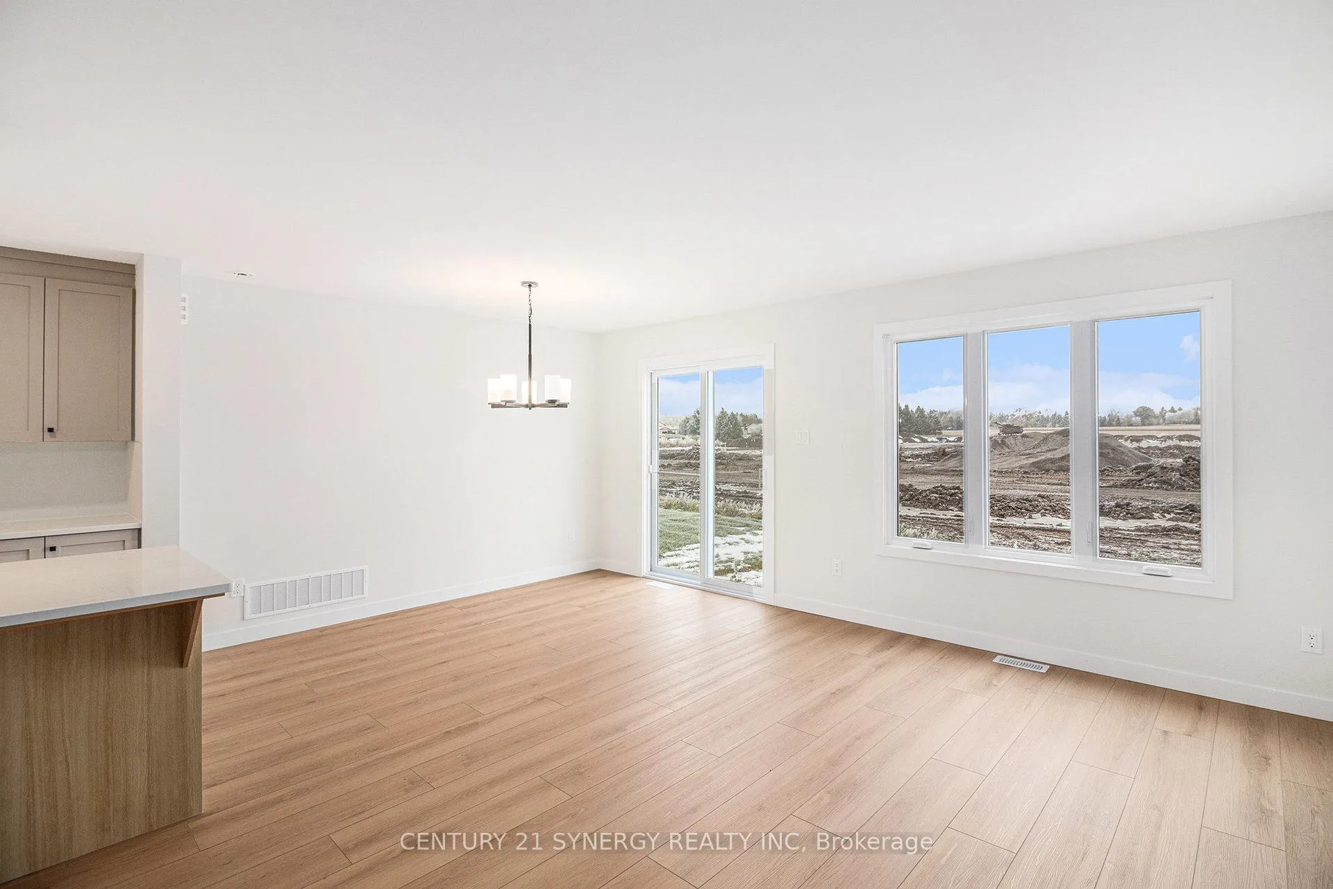 Photo 12 of 33 Helen Street, North Stormont, North Stormont (Finch) Twp — HOMEH