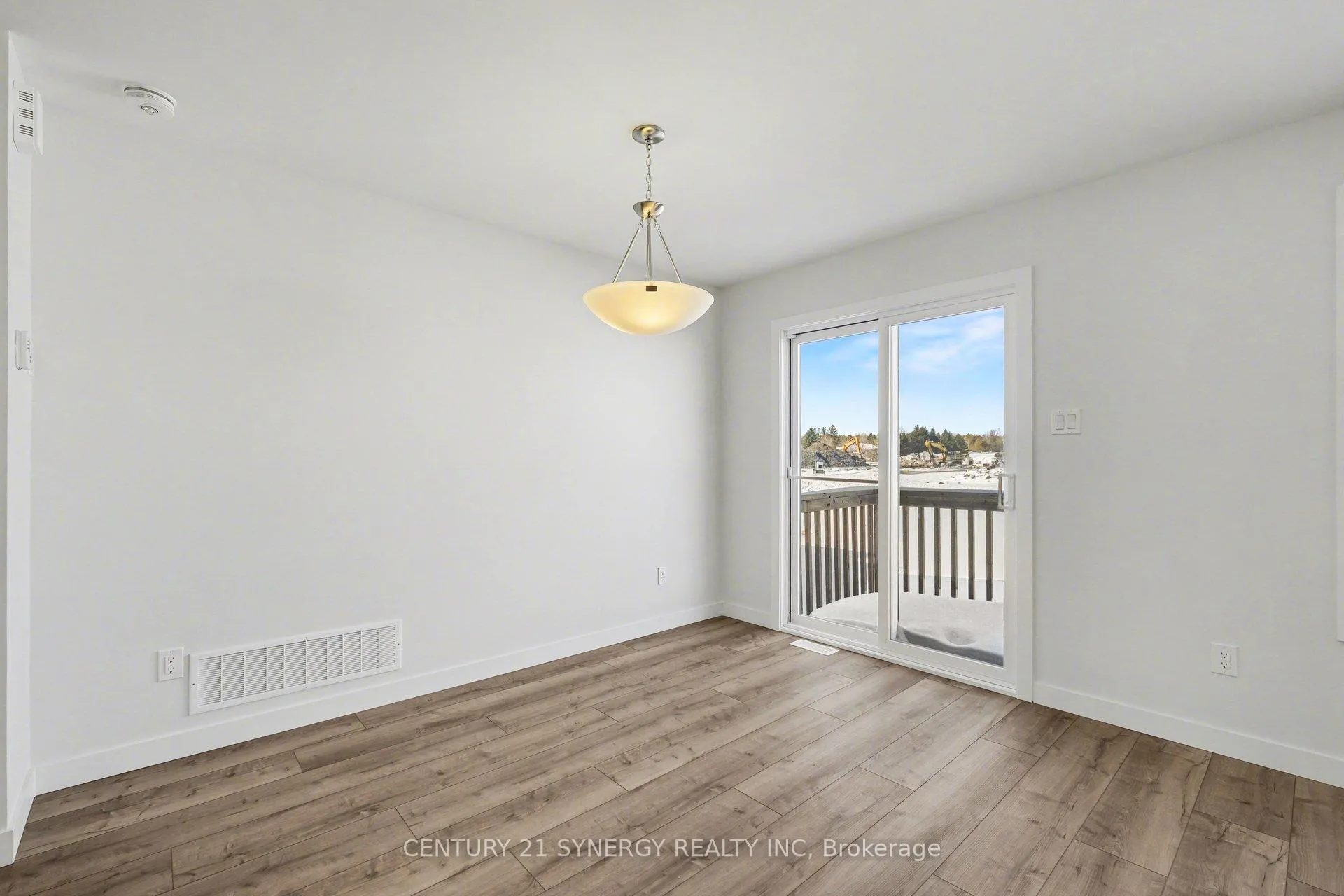 Photo 20 of 31 Helen Street, North Stormont, North Stormont (Finch) Twp — HOMEH