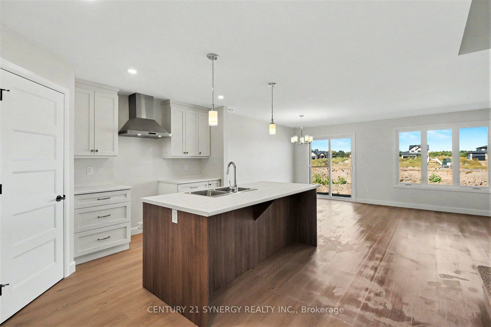 Photo 9 of 31 Helen Street, North Stormont, North Stormont (Finch) Twp — HOMEH