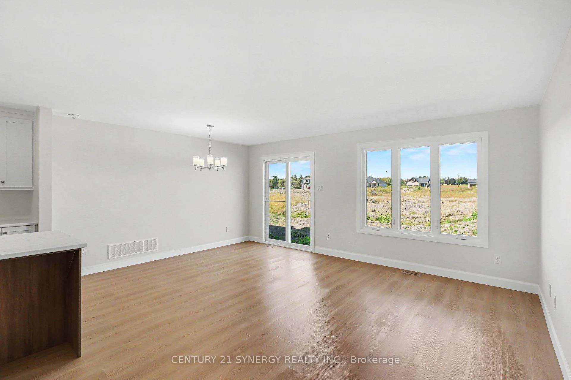 Photo 19 of 31 Helen Street, North Stormont, North Stormont (Finch) Twp — HOMEH