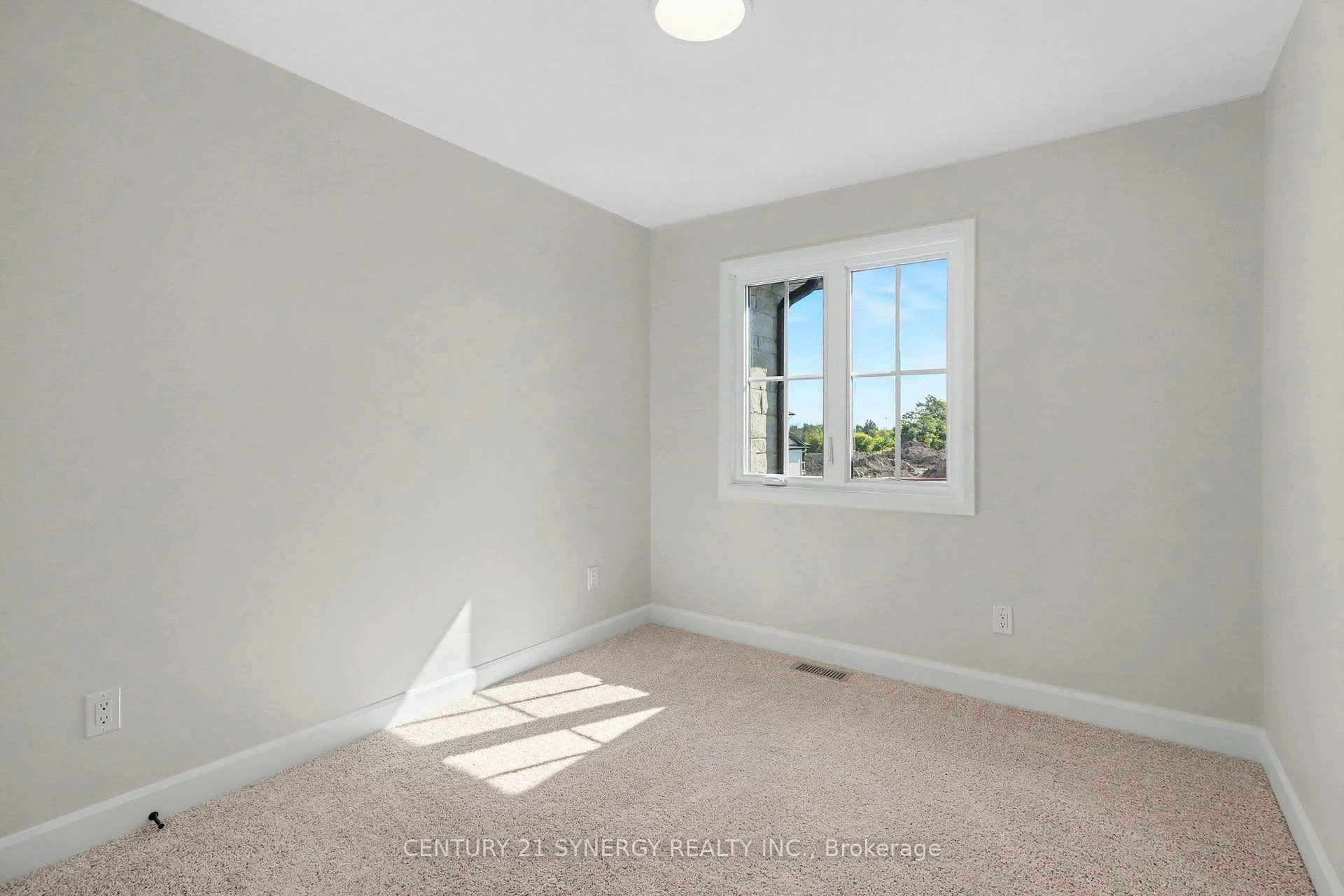 Photo 40 of 31 Helen Street, North Stormont, North Stormont (Finch) Twp — HOMEH