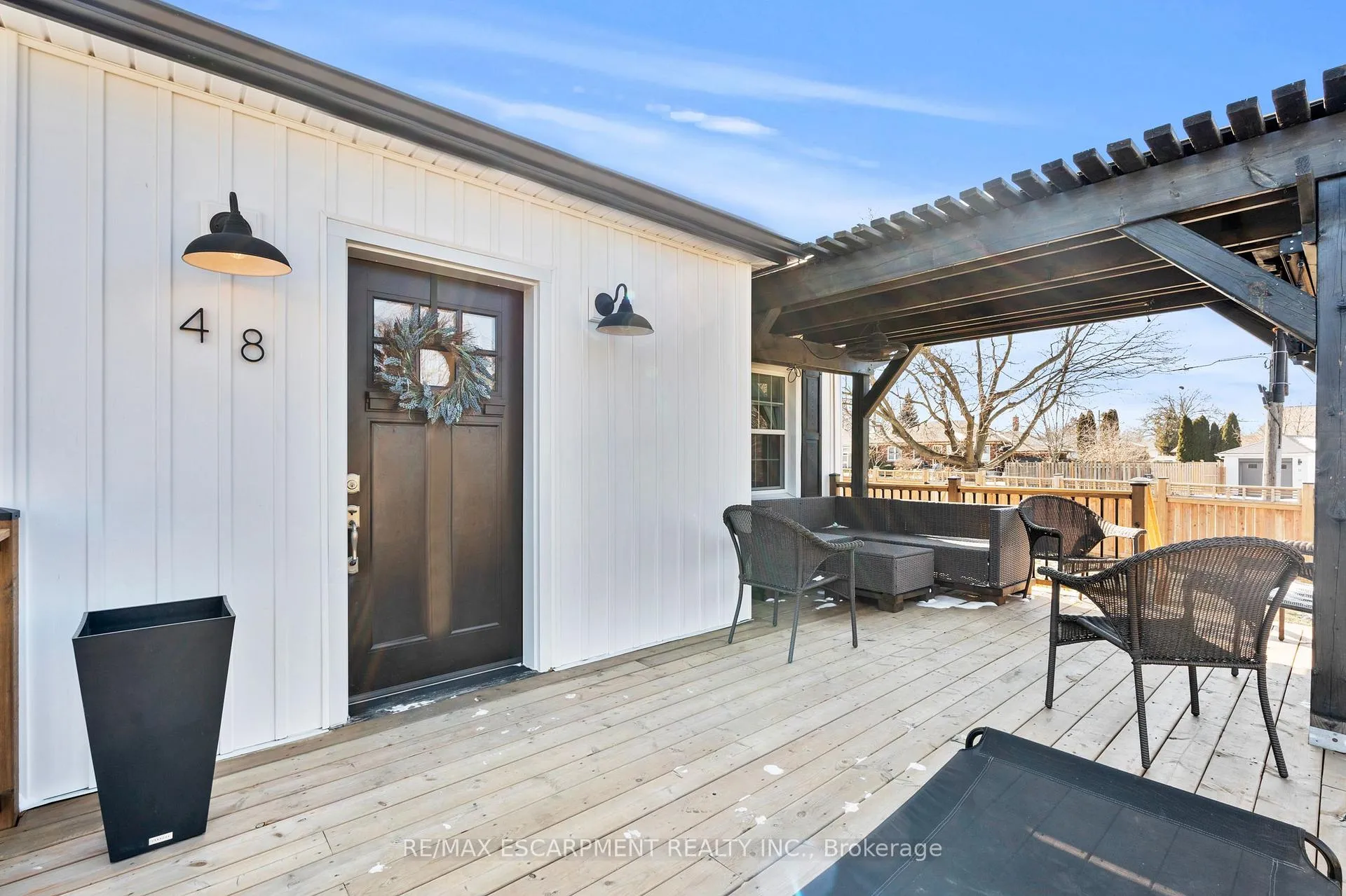 Photo 10 of 48 Windsor Road, St. Catharines, Vine/Linwell — HOMEH