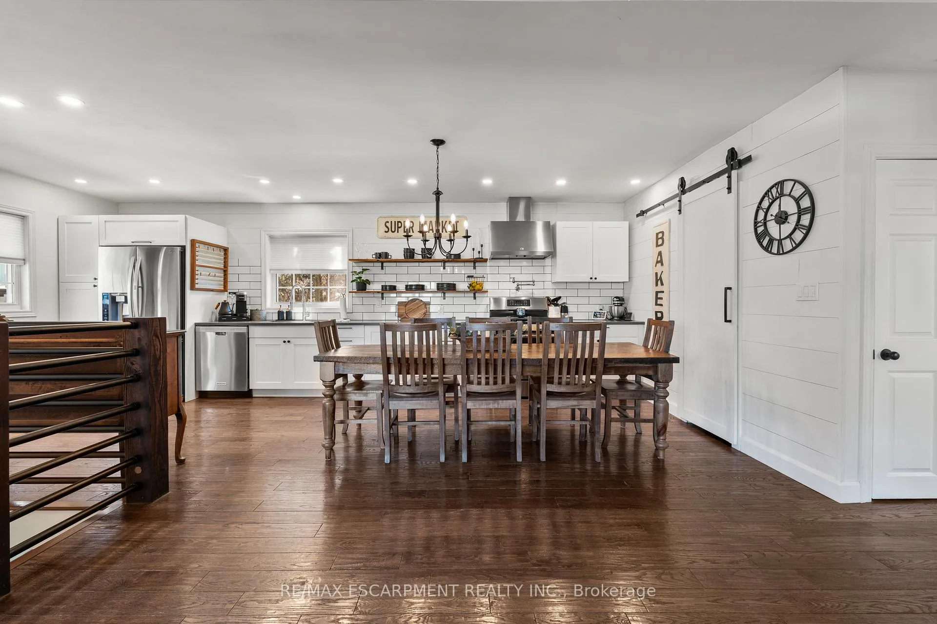 Photo 16 of 48 Windsor Road, St. Catharines, Vine/Linwell — HOMEH