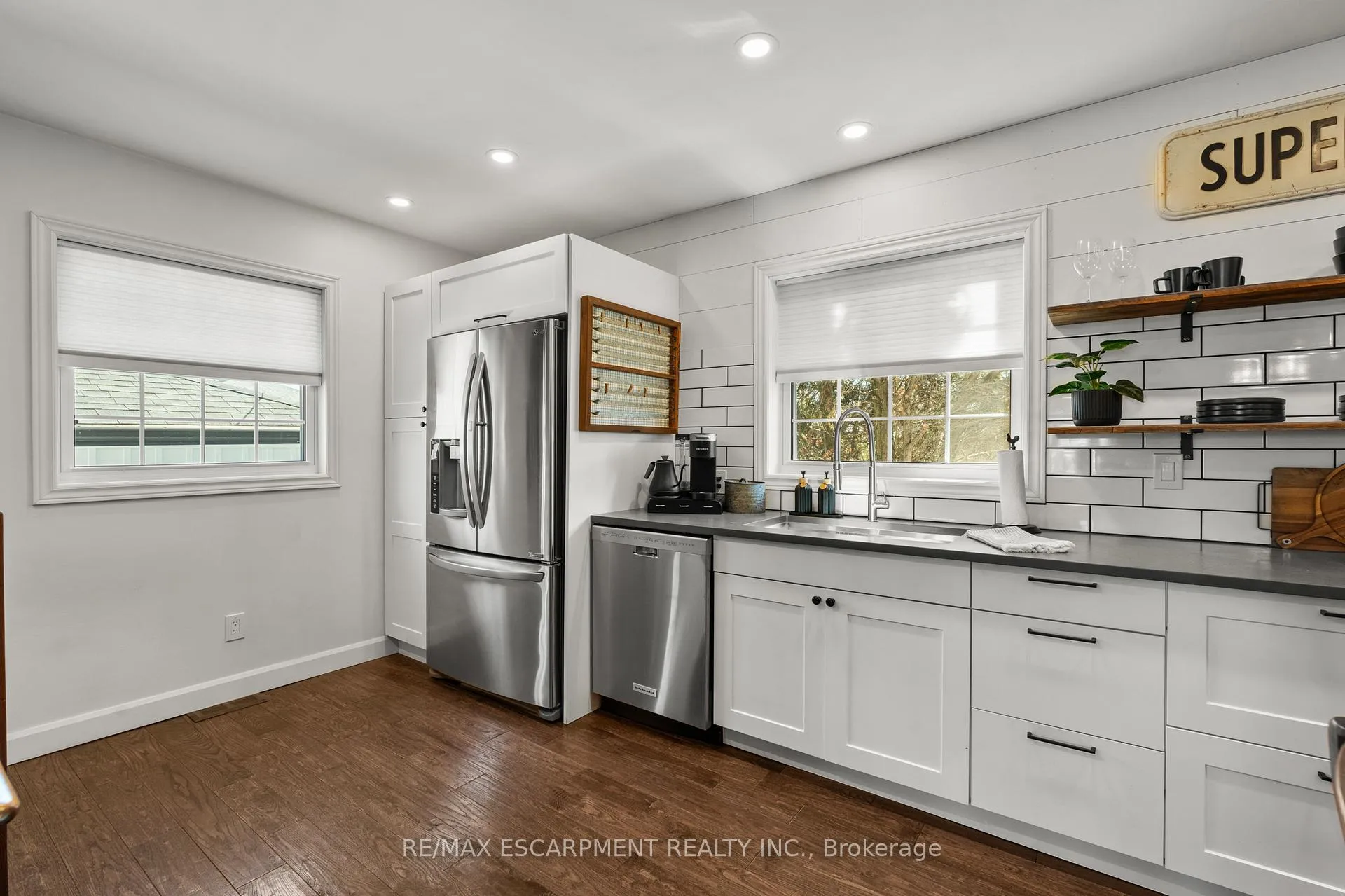 Photo 21 of 48 Windsor Road, St. Catharines, Vine/Linwell — HOMEH
