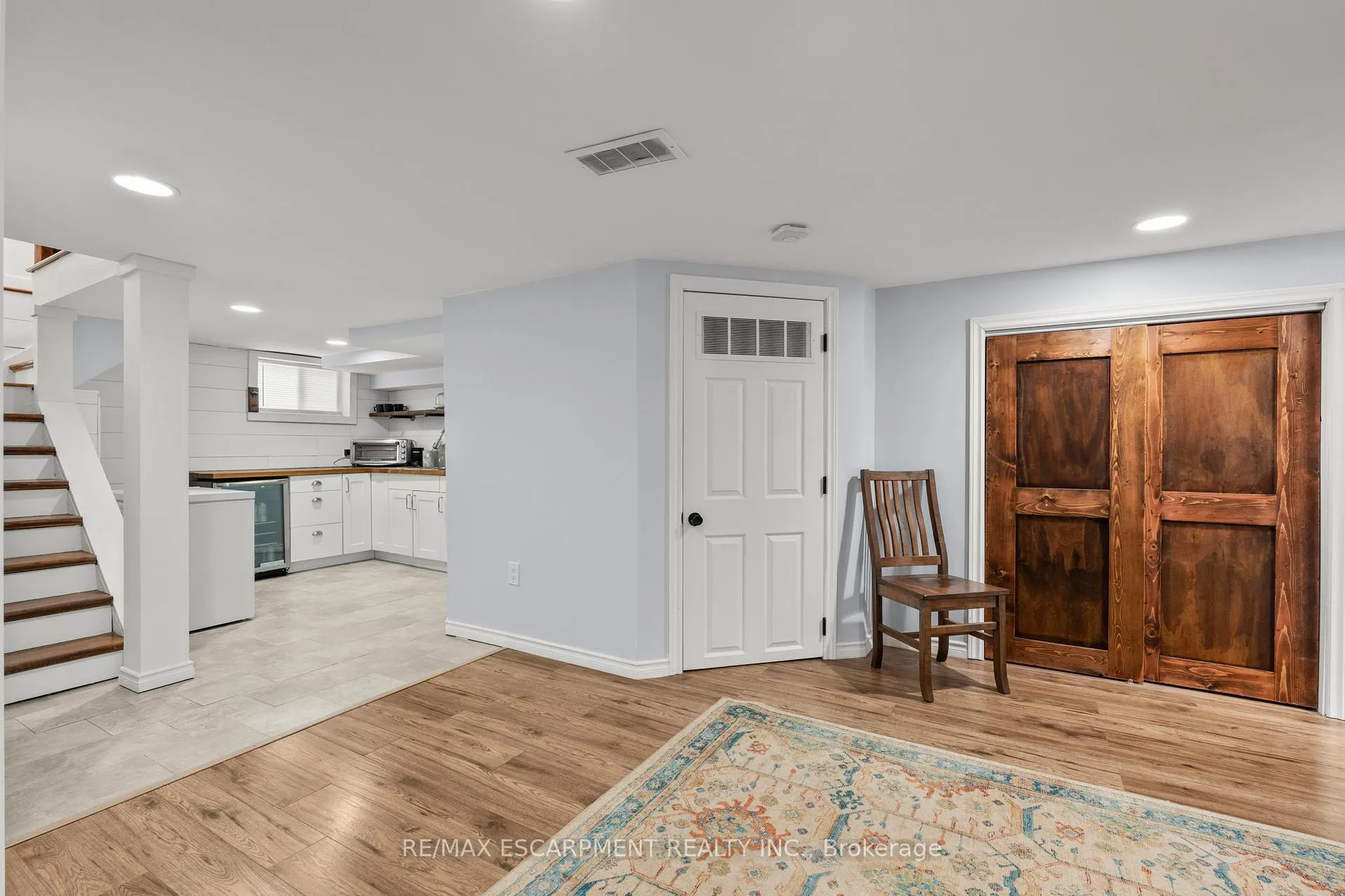 Photo 27 of 48 Windsor Road, St. Catharines, Vine/Linwell — HOMEH