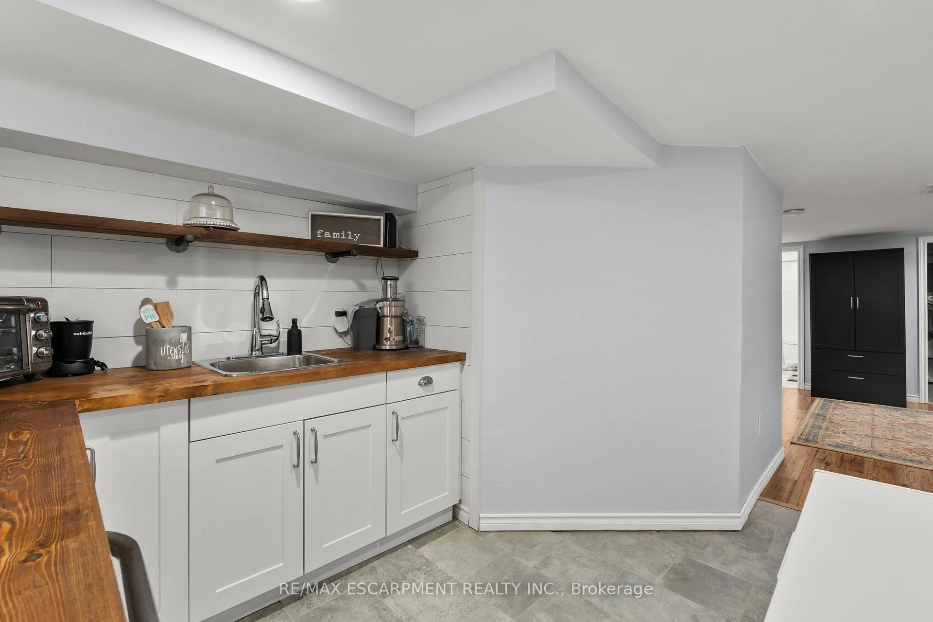 Photo 29 of 48 Windsor Road, St. Catharines, Vine/Linwell — HOMEH