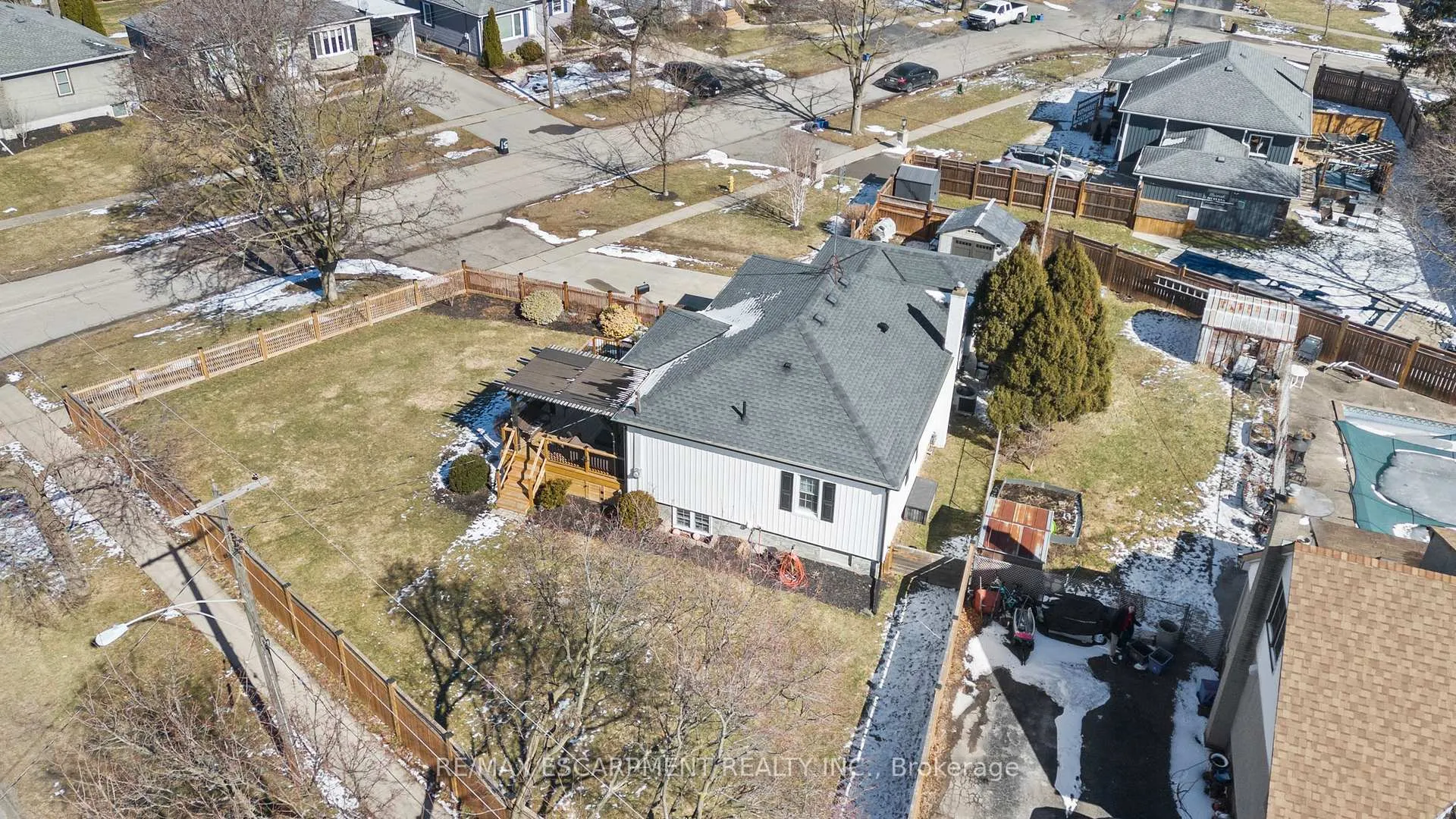 Photo 48 of 48 Windsor Road, St. Catharines, Vine/Linwell — HOMEH
