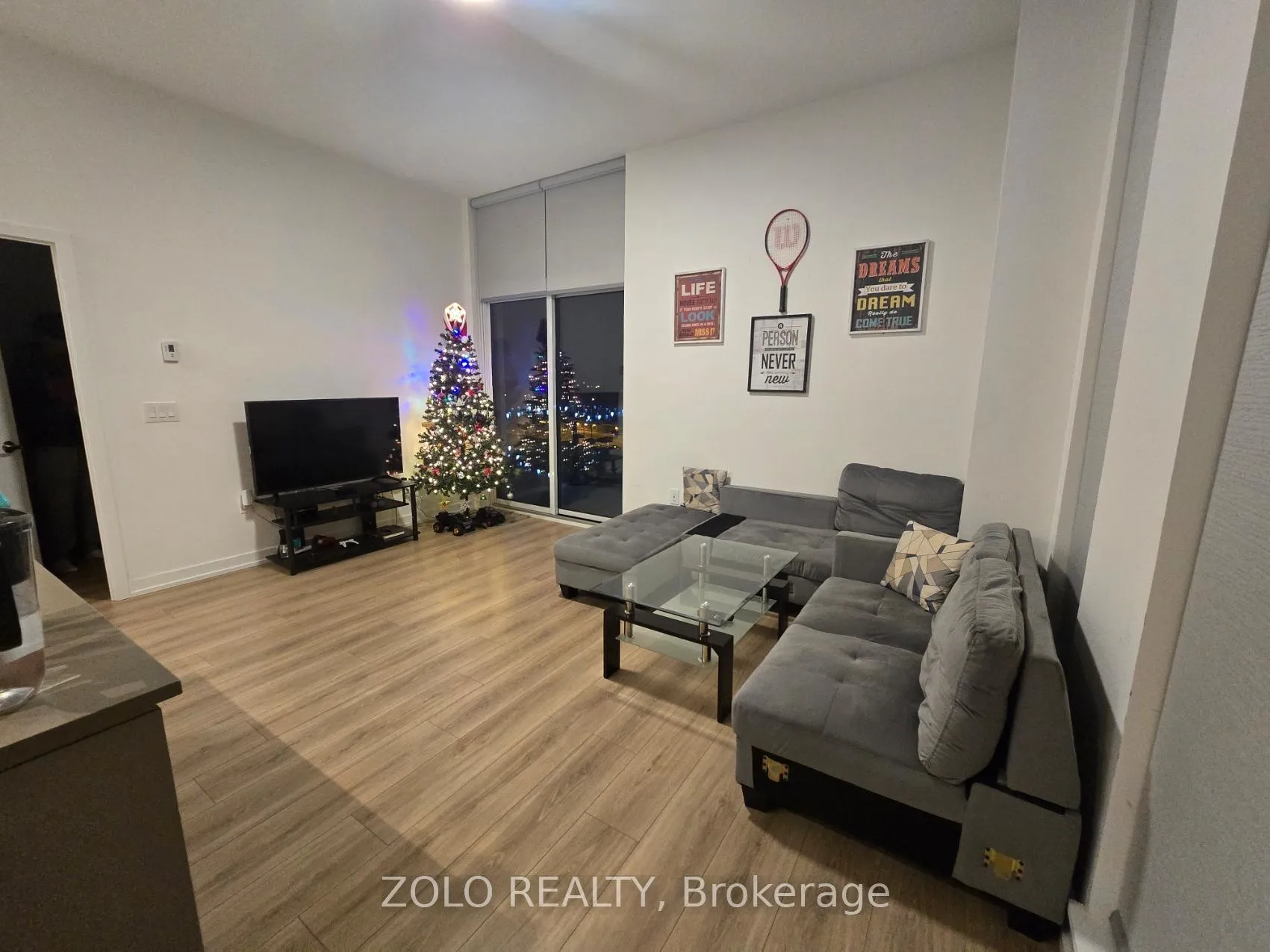 Photo 8 of Unit 604, 10 Lagerfeld Drive, Brampton, Northwest Brampton — HOMEH