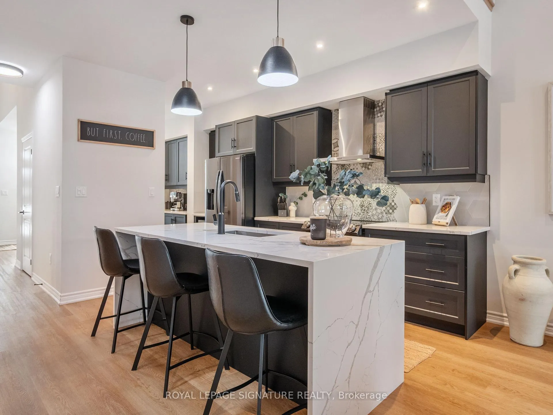 Photo 6 of 36 Welch Lane, Hamilton, Mountview — HOMEH