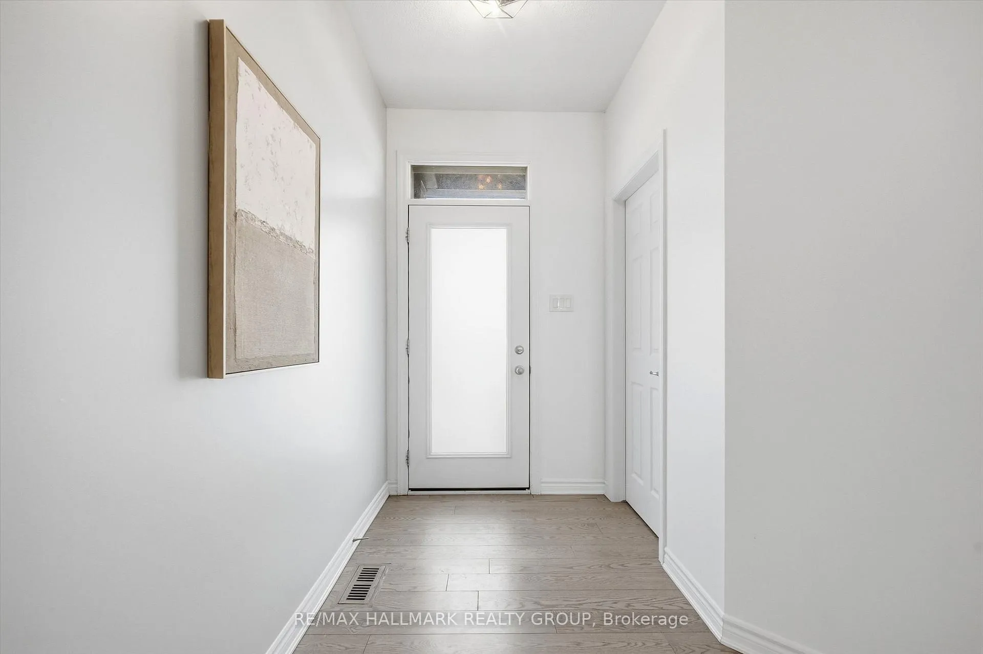 Photo 2 of 130 Umbra Place, Ottawa, Barrhaven - Half Moon Bay — HOMEH