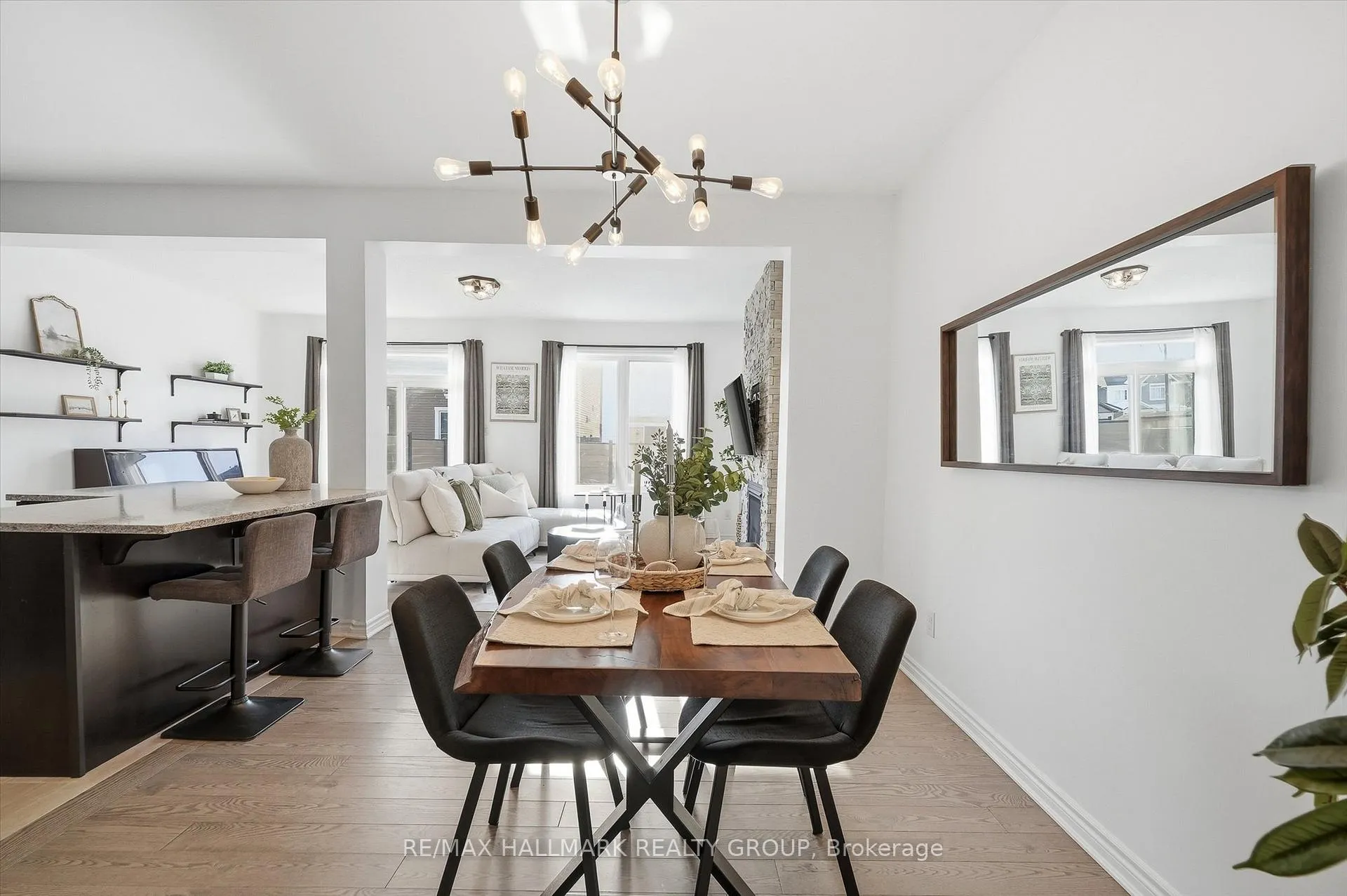Photo 4 of 130 Umbra Place, Ottawa, Barrhaven - Half Moon Bay — HOMEH