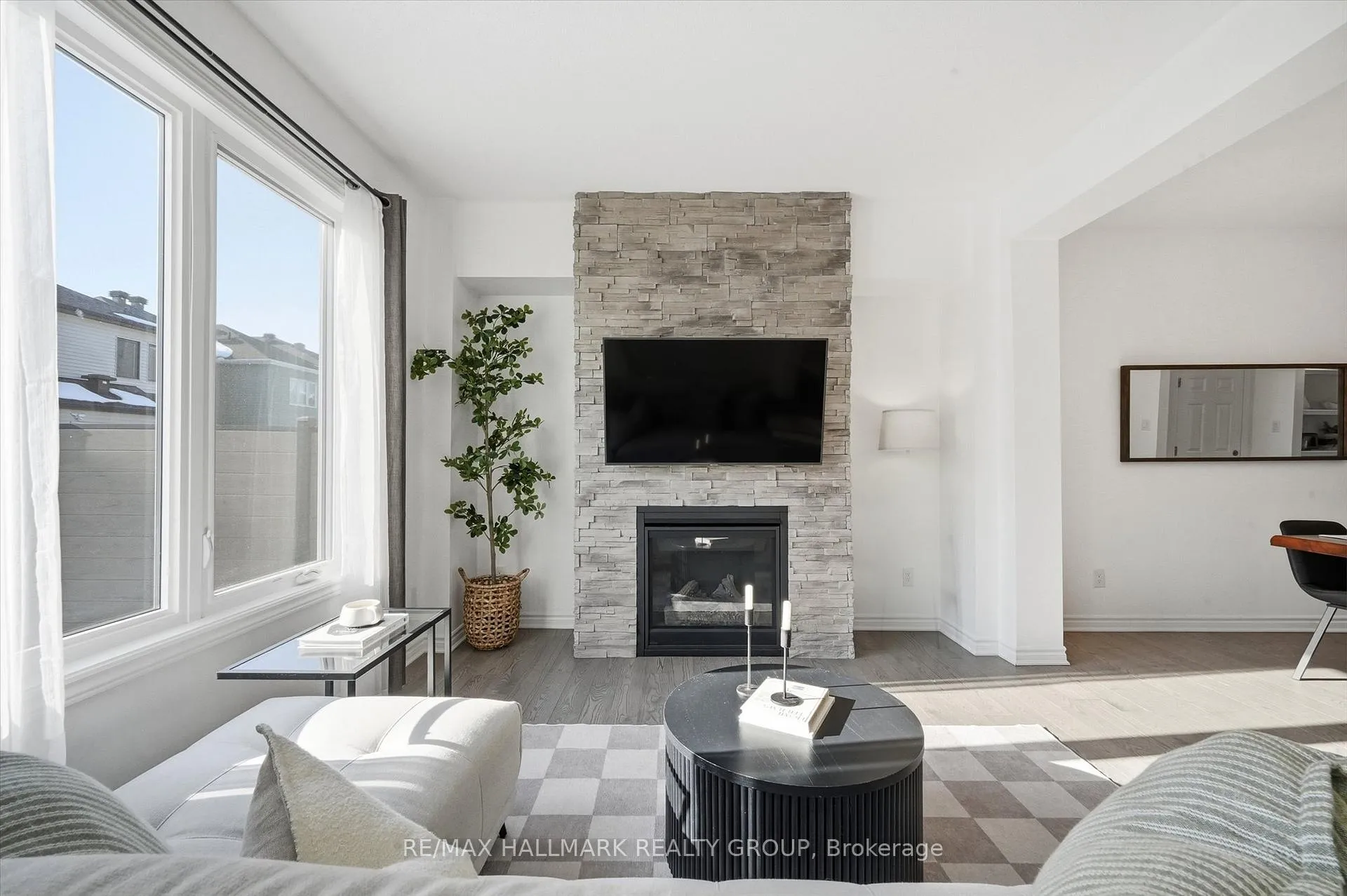 Photo 11 of 130 Umbra Place, Ottawa, Barrhaven - Half Moon Bay — HOMEH