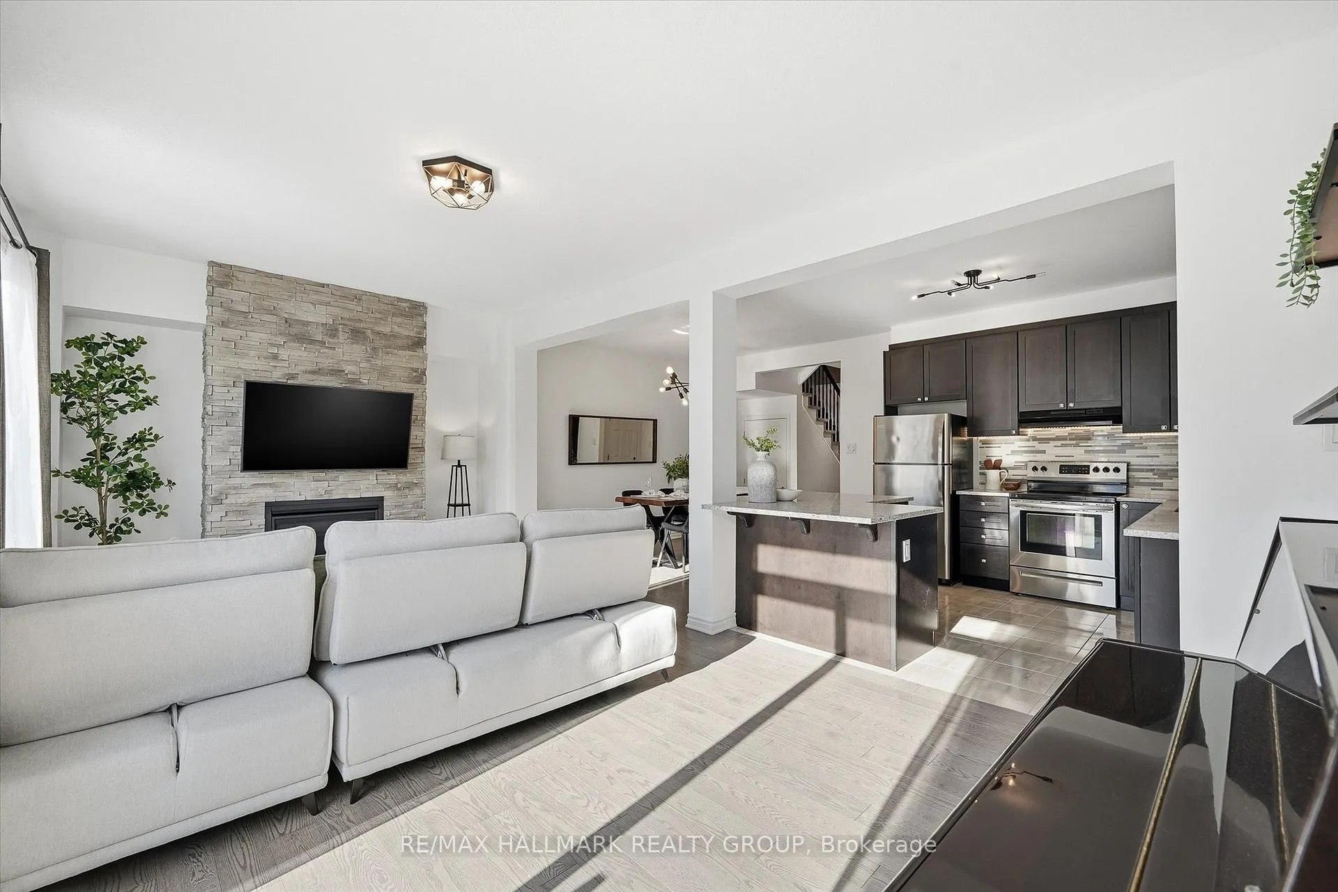 Photo 14 of 130 Umbra Place, Ottawa, Barrhaven - Half Moon Bay — HOMEH