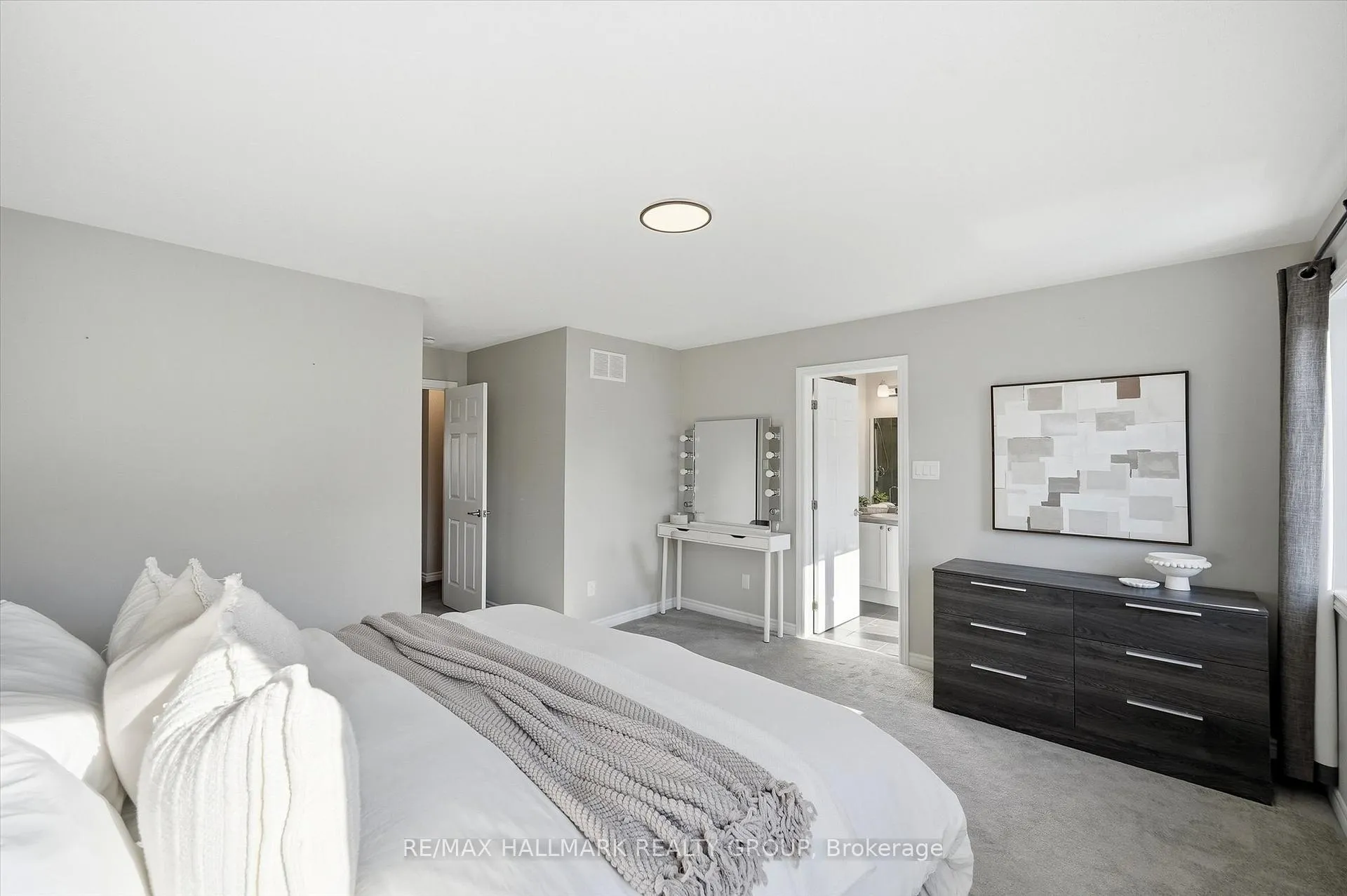 Photo 16 of 130 Umbra Place, Ottawa, Barrhaven - Half Moon Bay — HOMEH