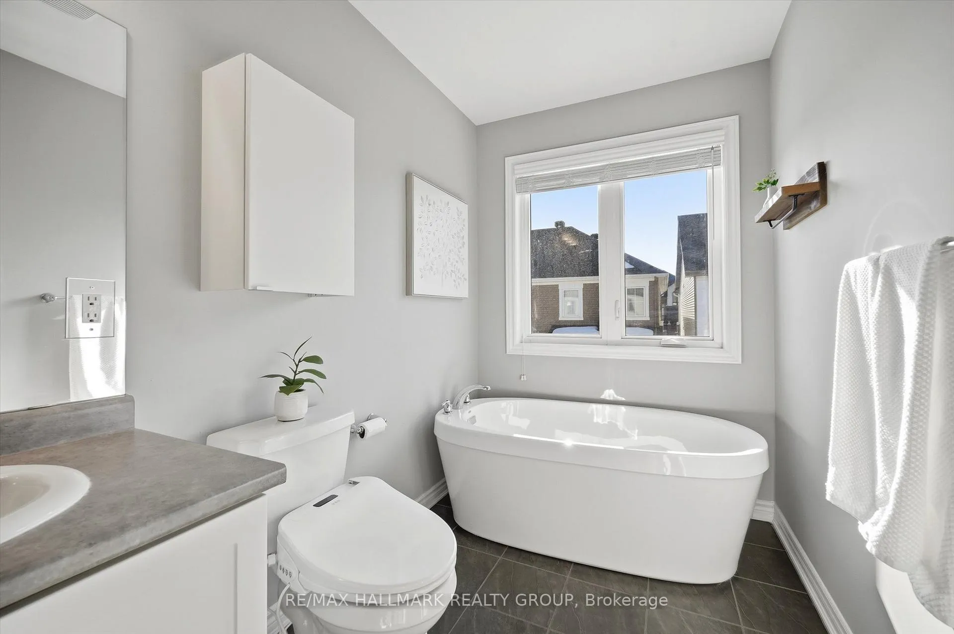 Photo 18 of 130 Umbra Place, Ottawa, Barrhaven - Half Moon Bay — HOMEH