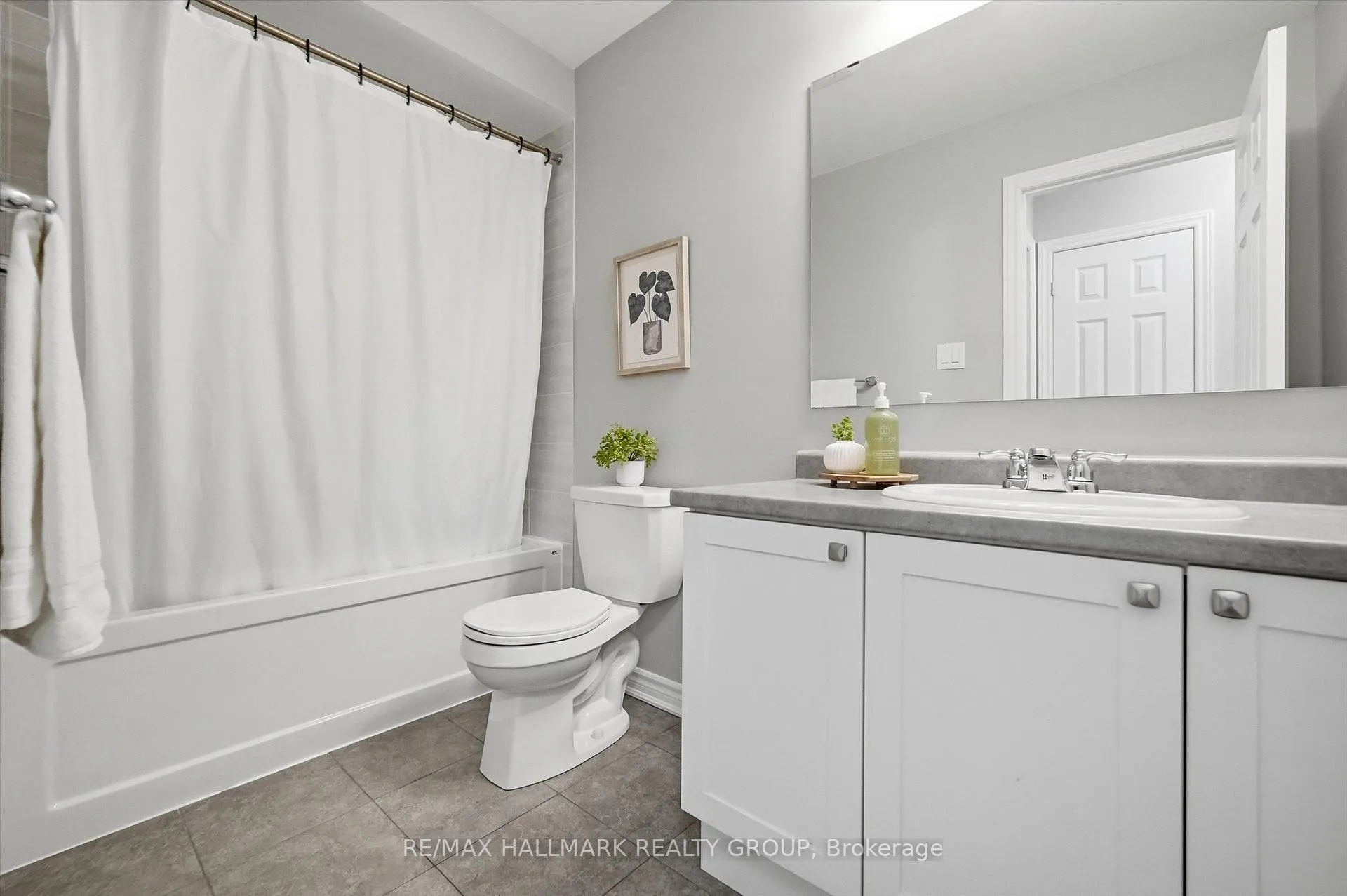 Photo 23 of 130 Umbra Place, Ottawa, Barrhaven - Half Moon Bay — HOMEH